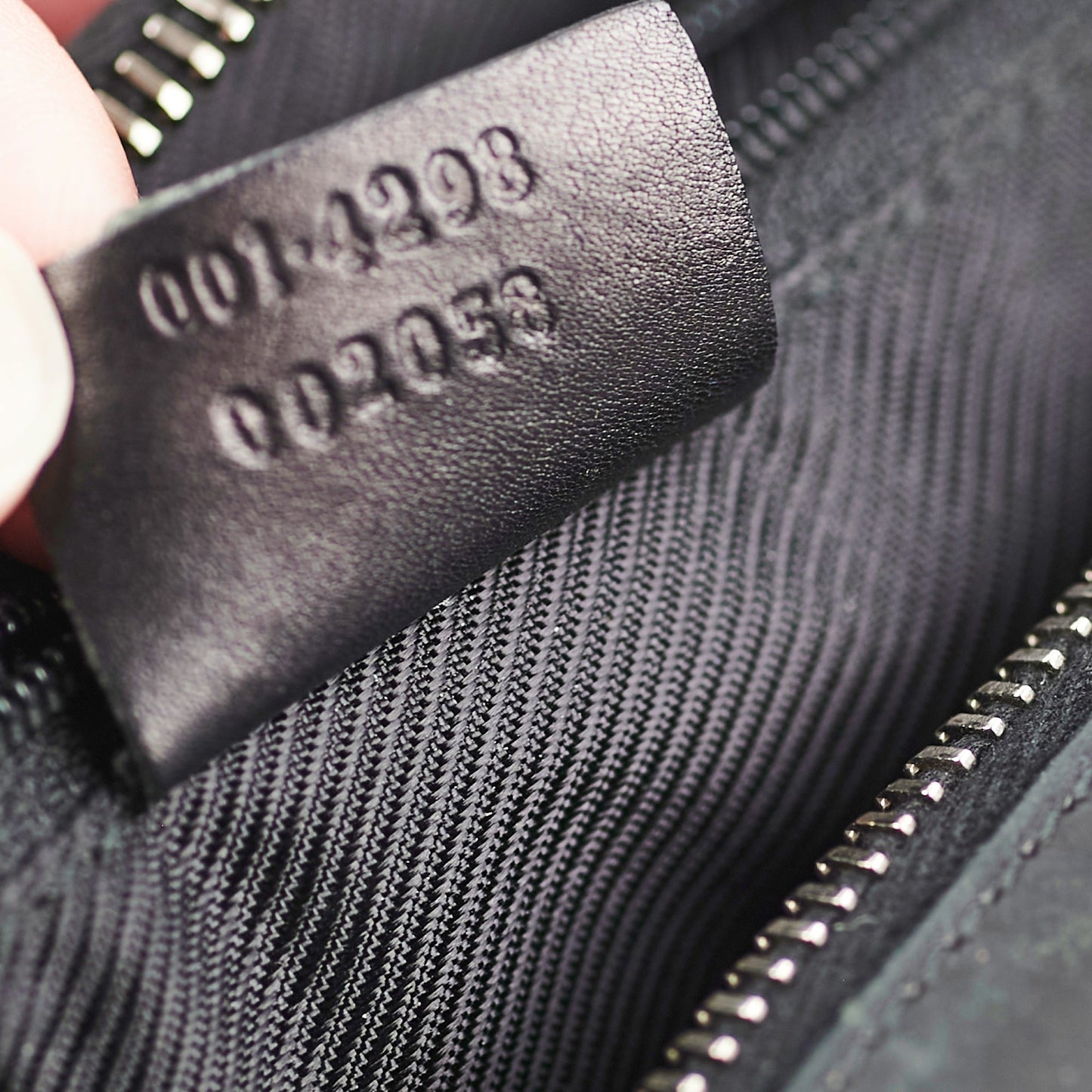 Gucci   GG Canvas Black Shoulder Bag