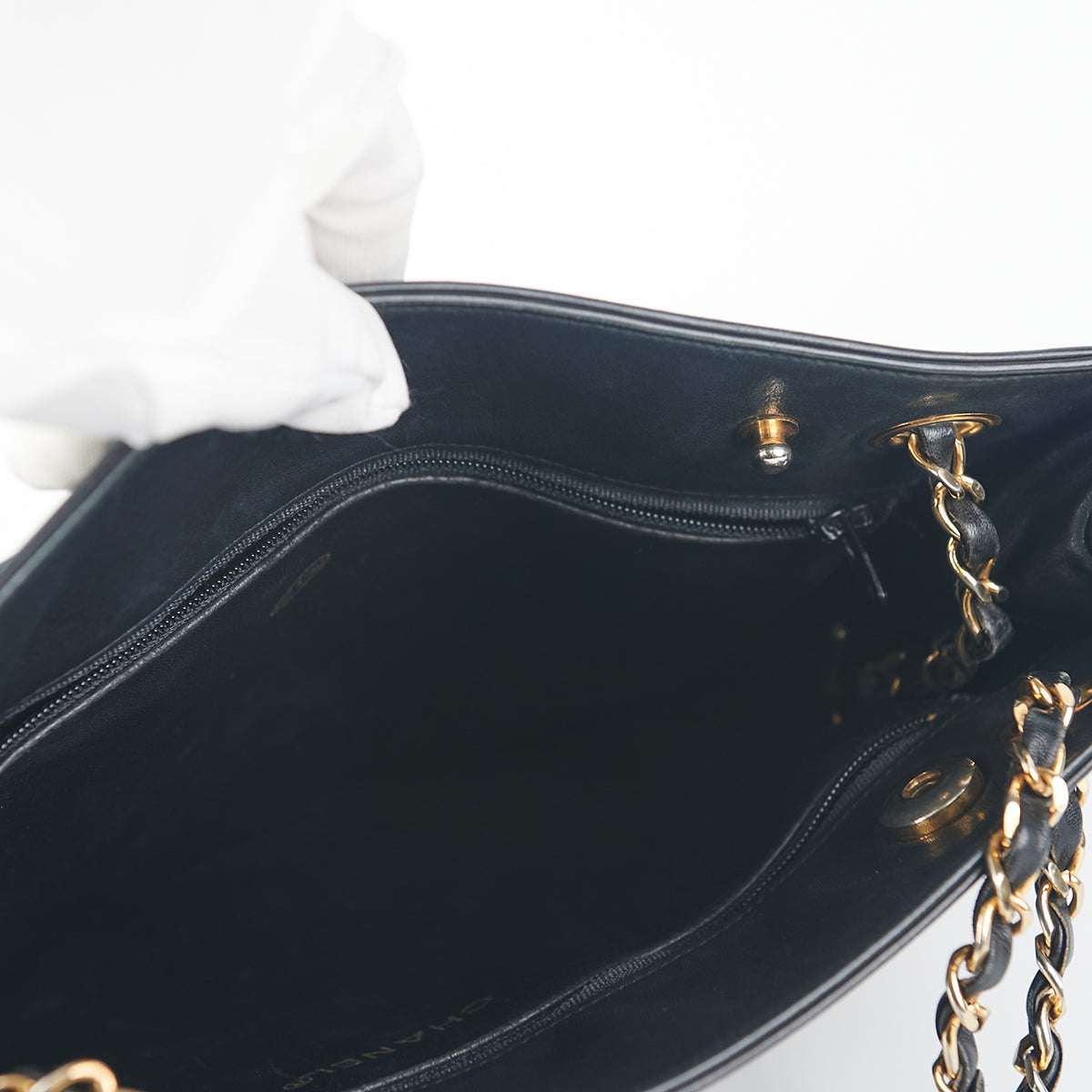 Chanel  CC Chain Tote Black