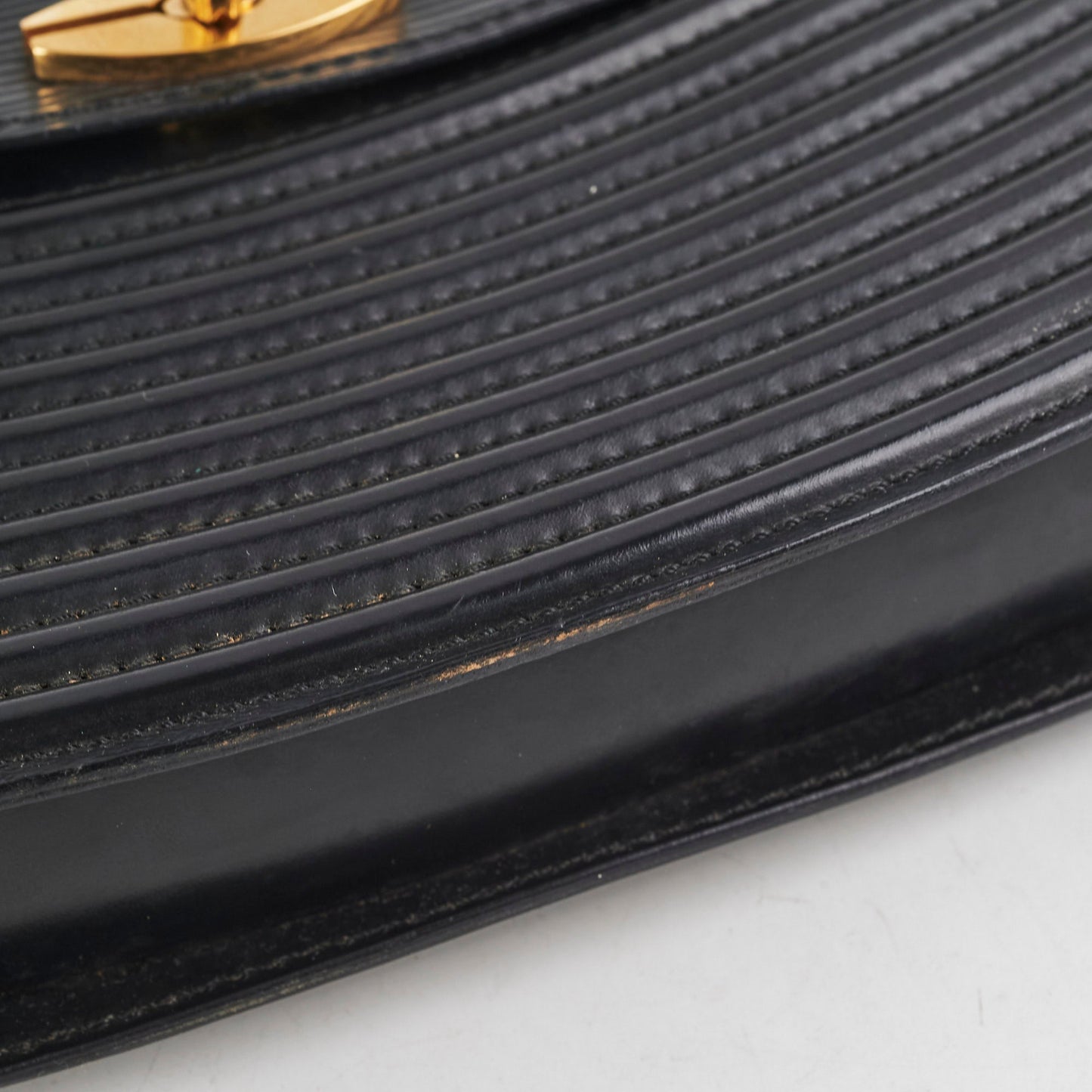 Louis Vuitton   Clutch Epi Black