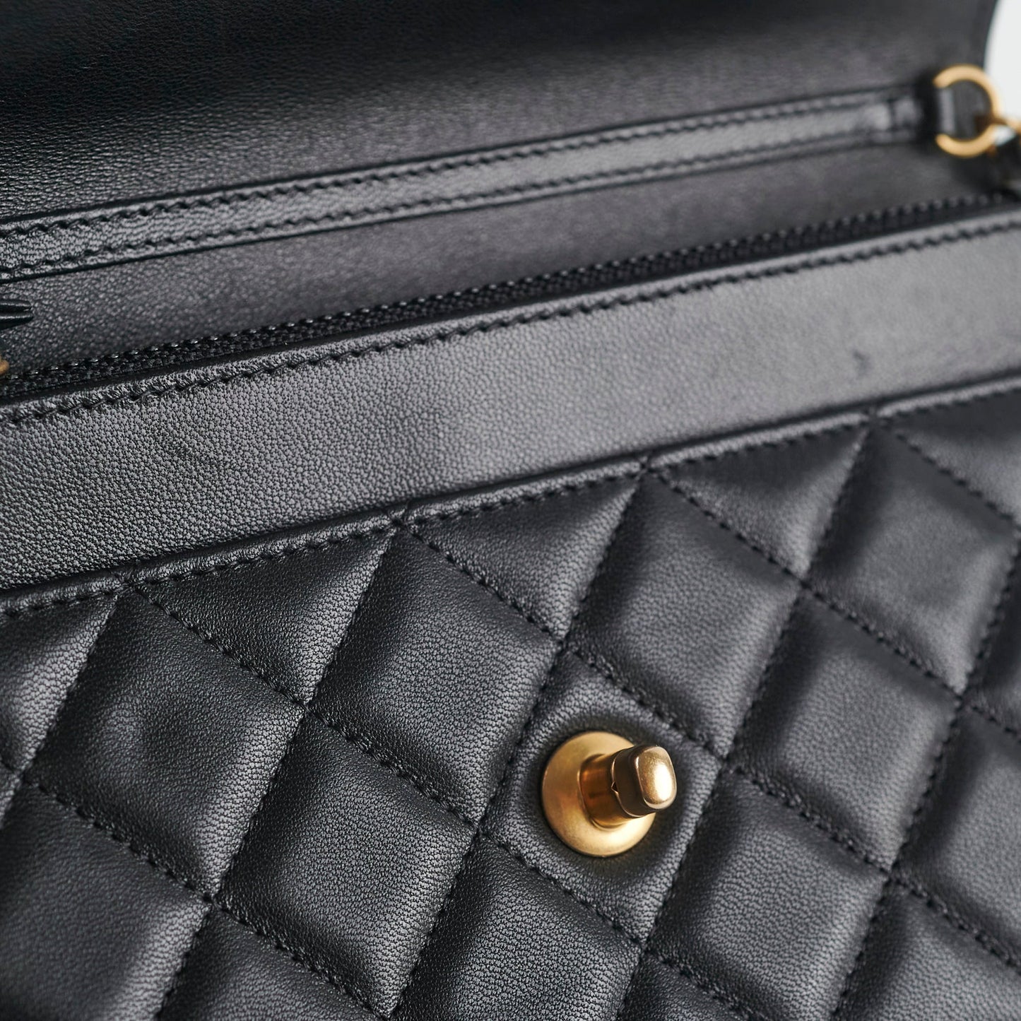 Chanel Lambskin Pearl Crush Woc Black (Microchip)