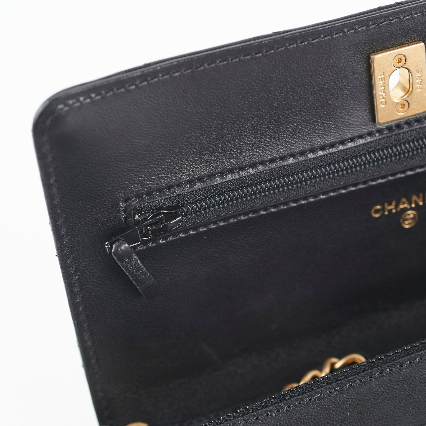Chanel Lambskin Pearl Crush Woc Black (Microchip)