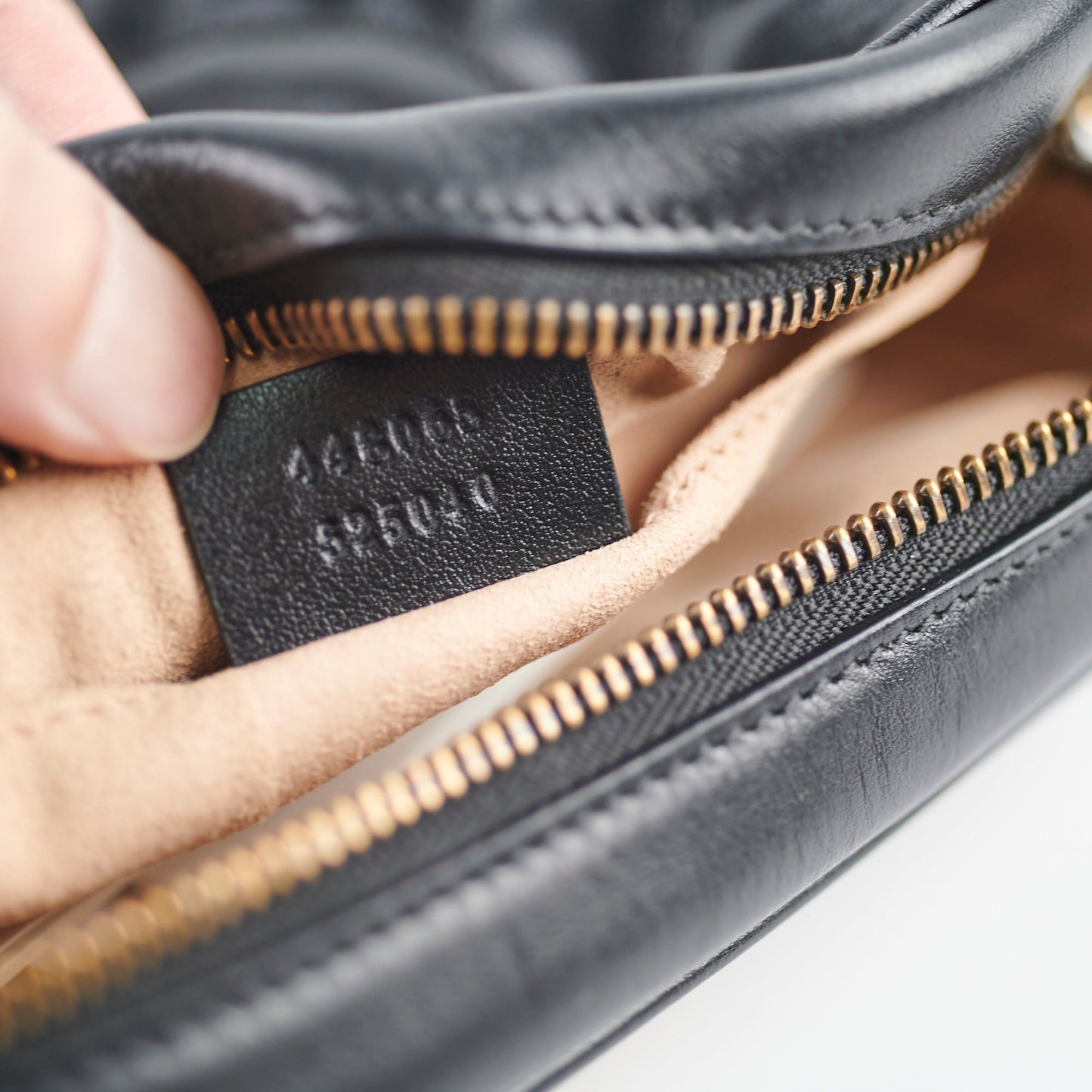 Gucci Marmont Matelass? Mini Bag in Black Leather