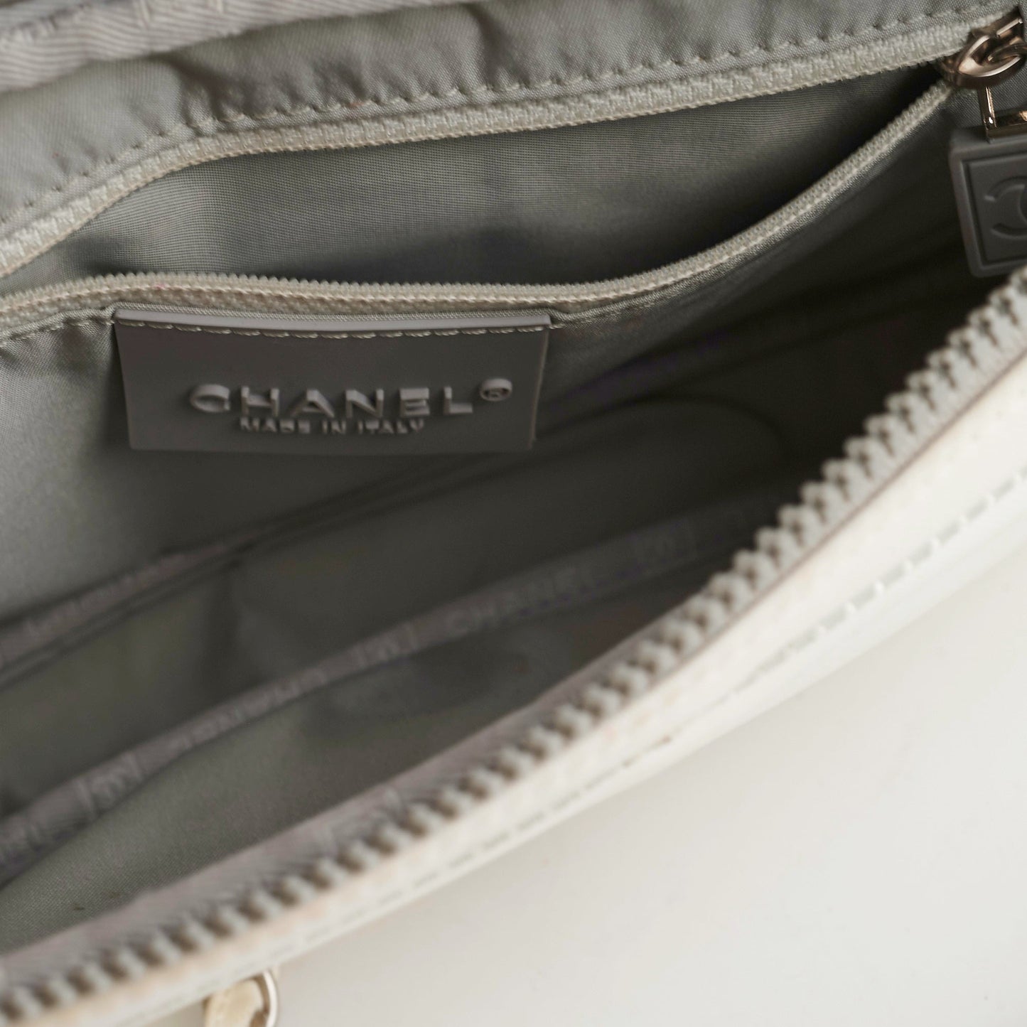 Chanel Camelia Seasonal Flap With Zipper White