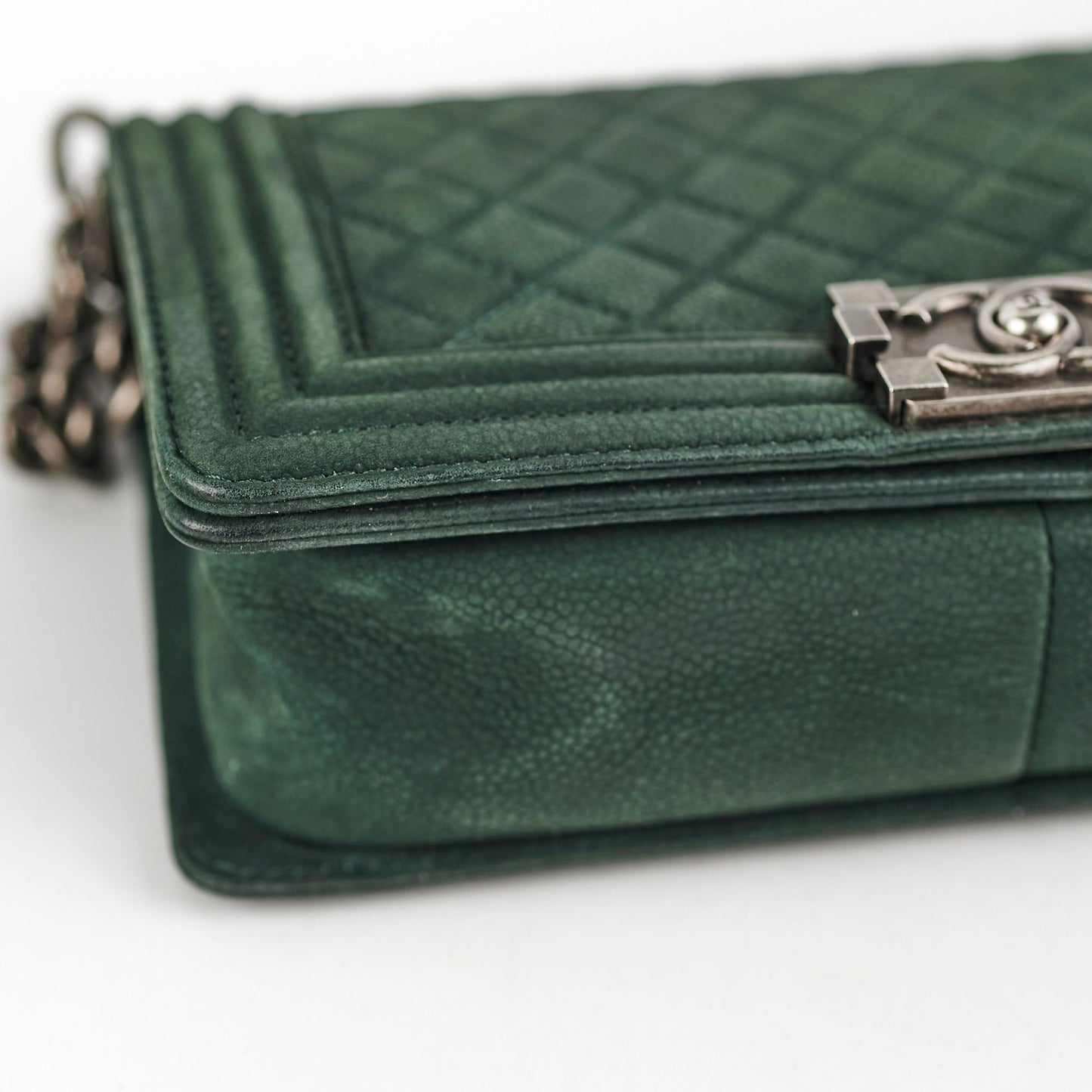Chanel Old Medium Boy Oliver Green