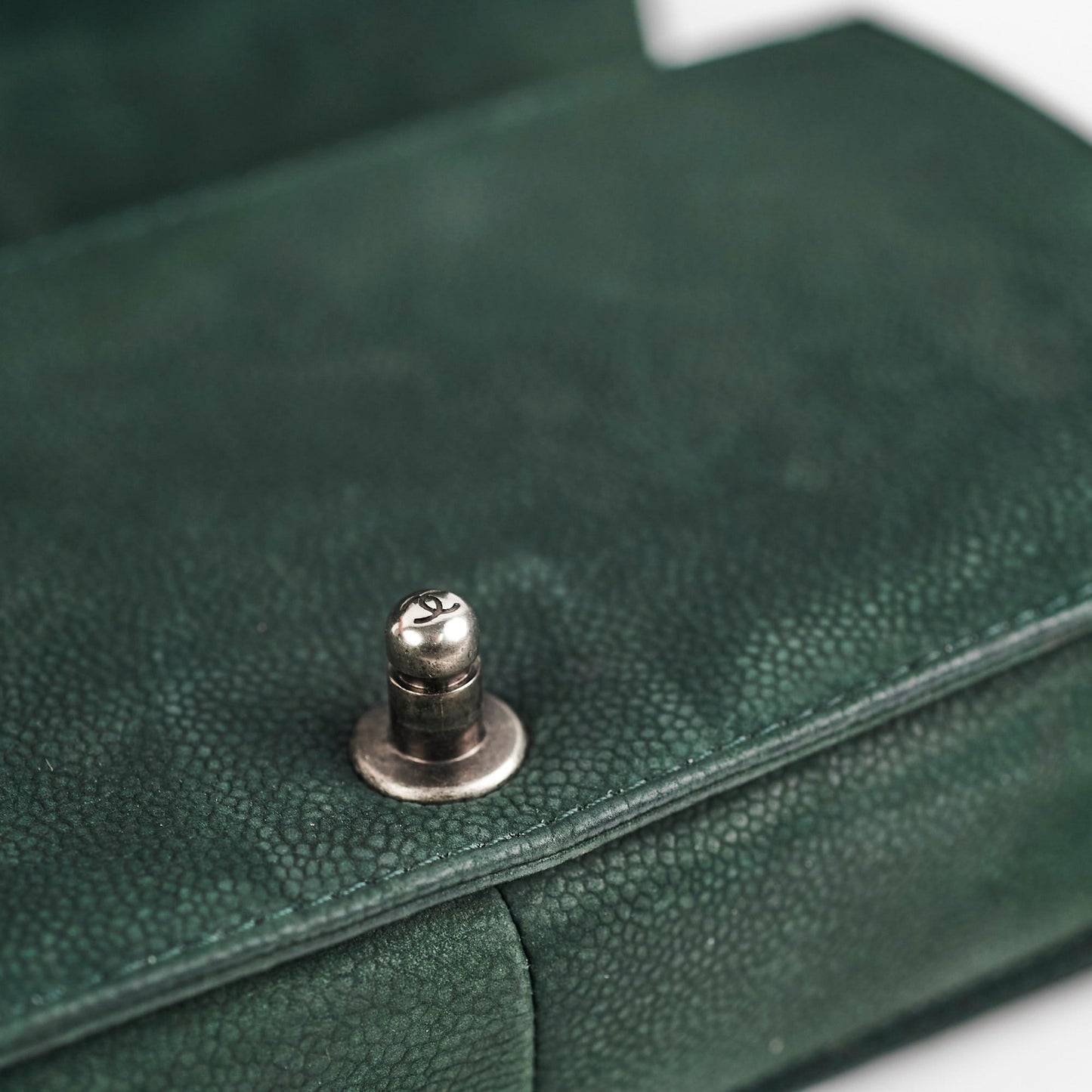 Chanel Old Medium Boy Oliver Green