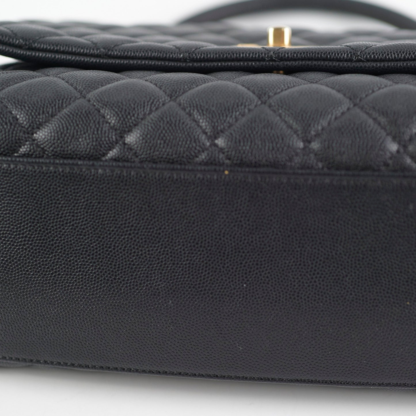 Chanel Coco Handle Caviar Medium Black