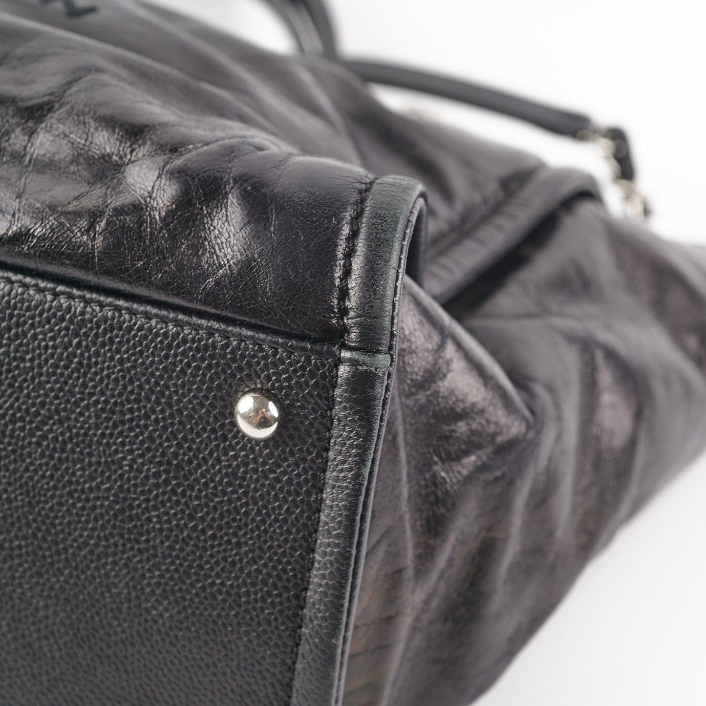 Chanel Deauville Tote Medium Black