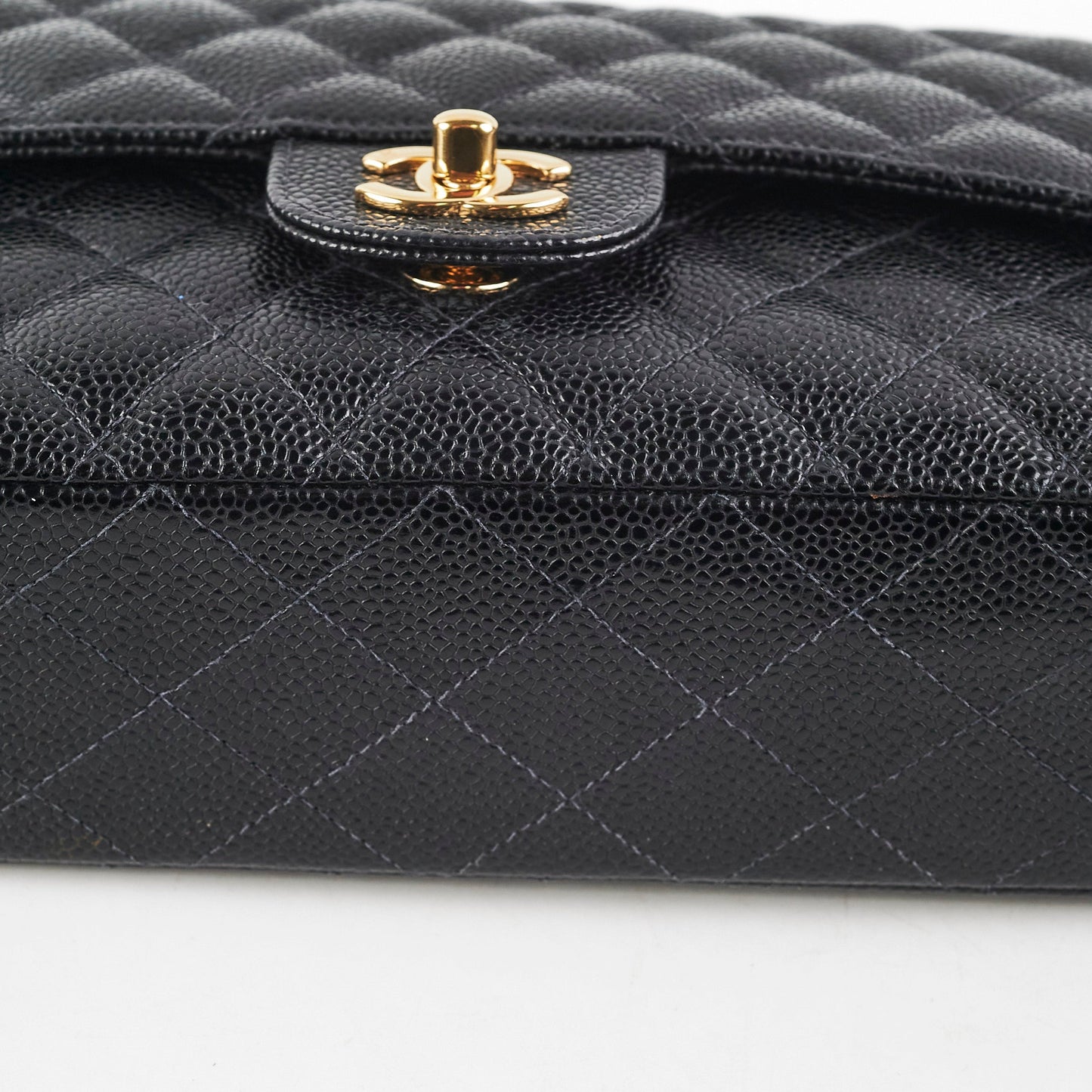 Chanel Medium/Large Classic Flap Caviar Black - Series 8