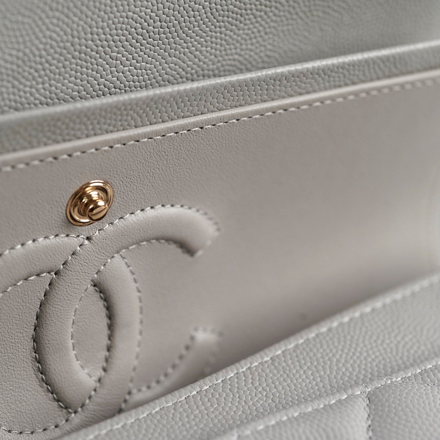 Chanel Classic Small Flap 21A Grey Caviar