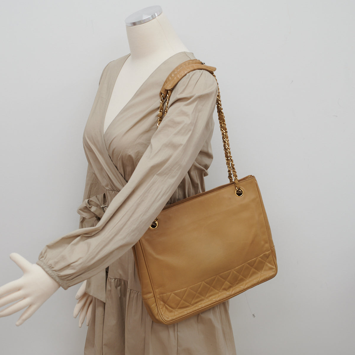Chanel Beige  Shopper