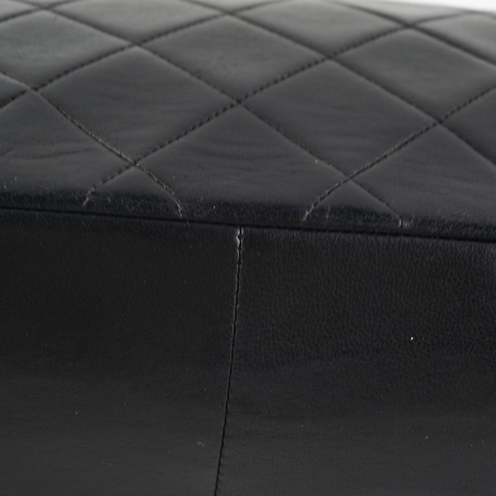 Chanel Medium Diana Black