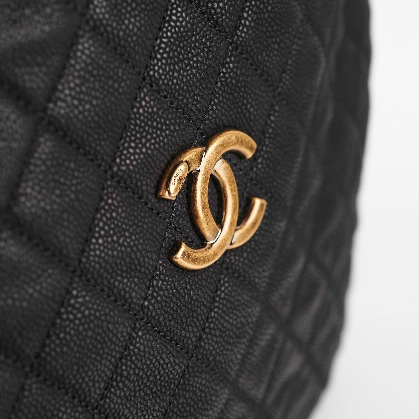 Chanel Caviar Country Chic Hobo Black