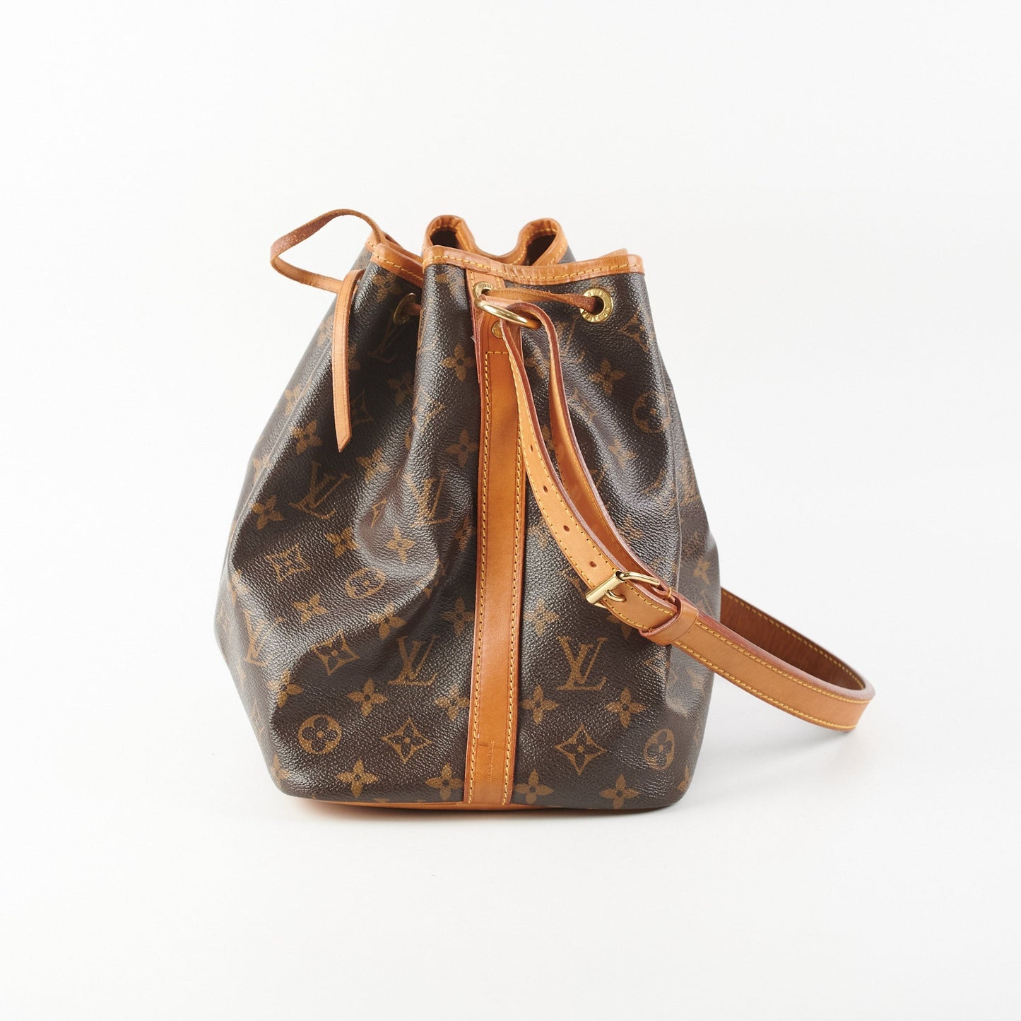 Louis Vuitton   Noe Bucket Bag Monogram
