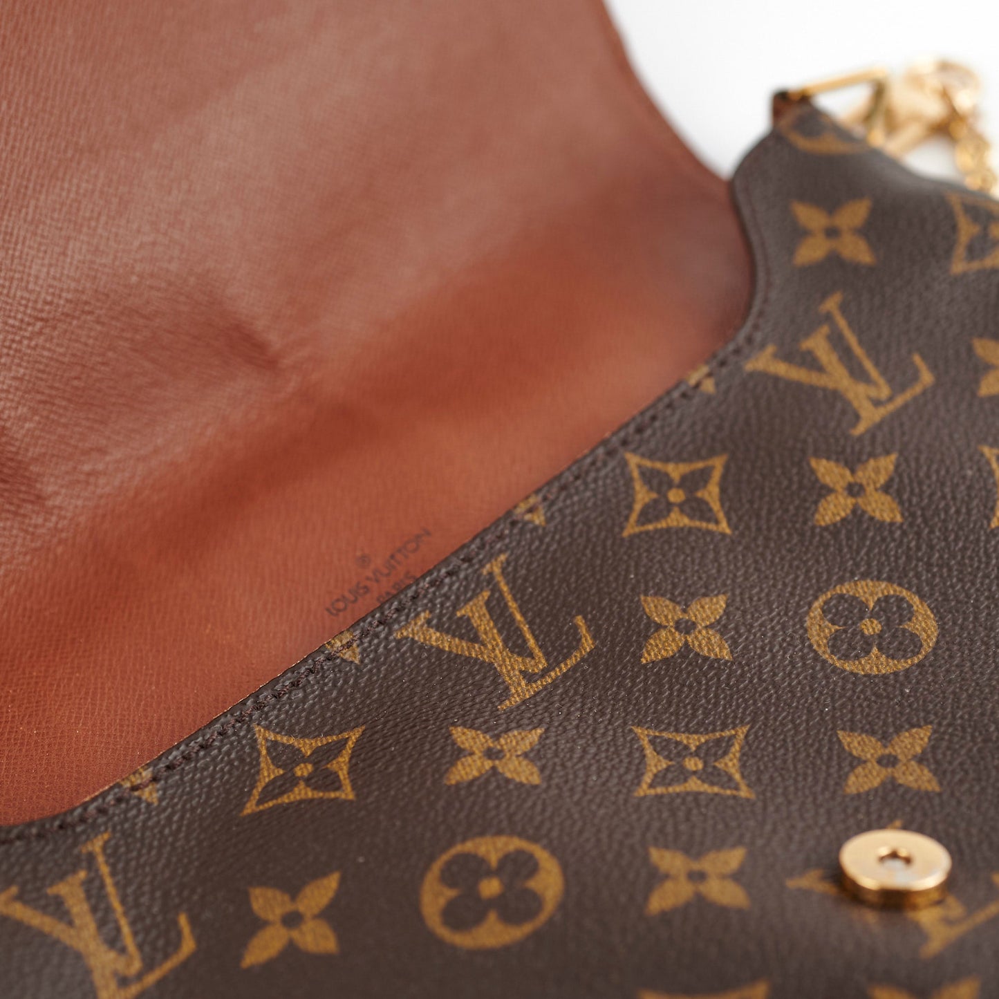 Louis Vuitton M tte Tango Monogram Bag