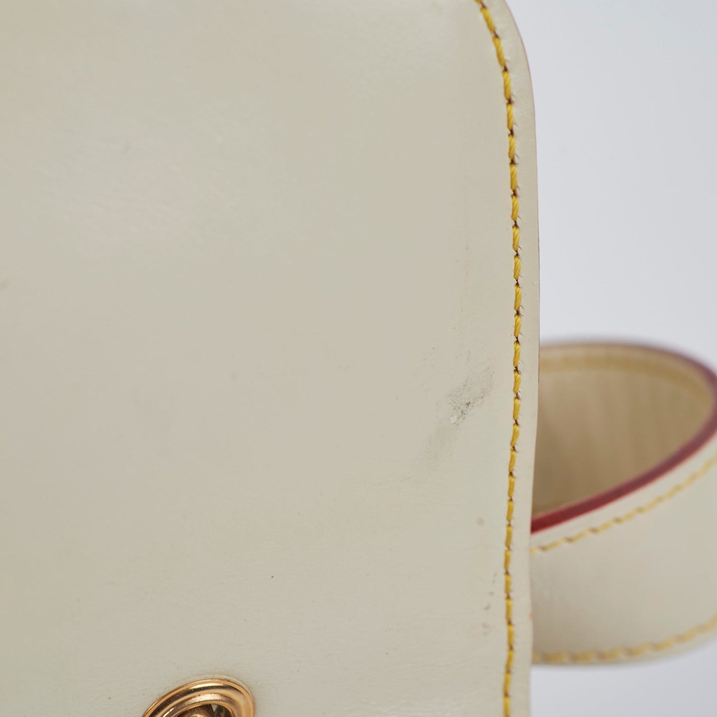 Louis Vuitton   Suhali Le Talentueux Shoulder Bag Ivory