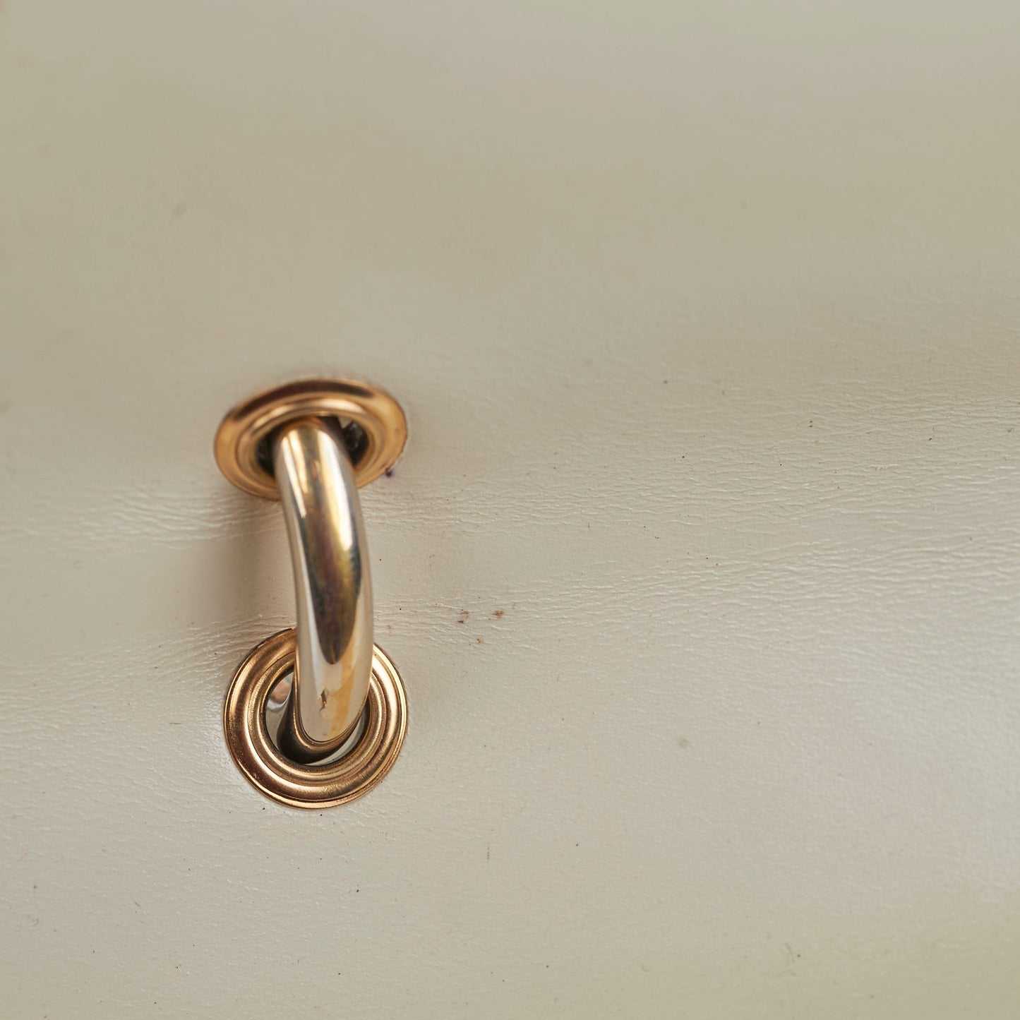 Louis Vuitton   Suhali Le Talentueux Shoulder Bag Ivory