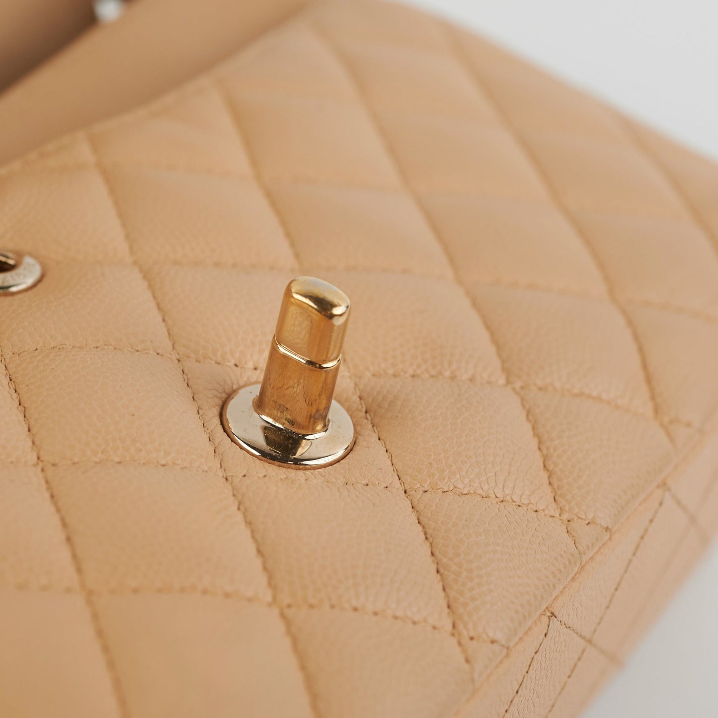 Chanel Classic Flap Medium Beige