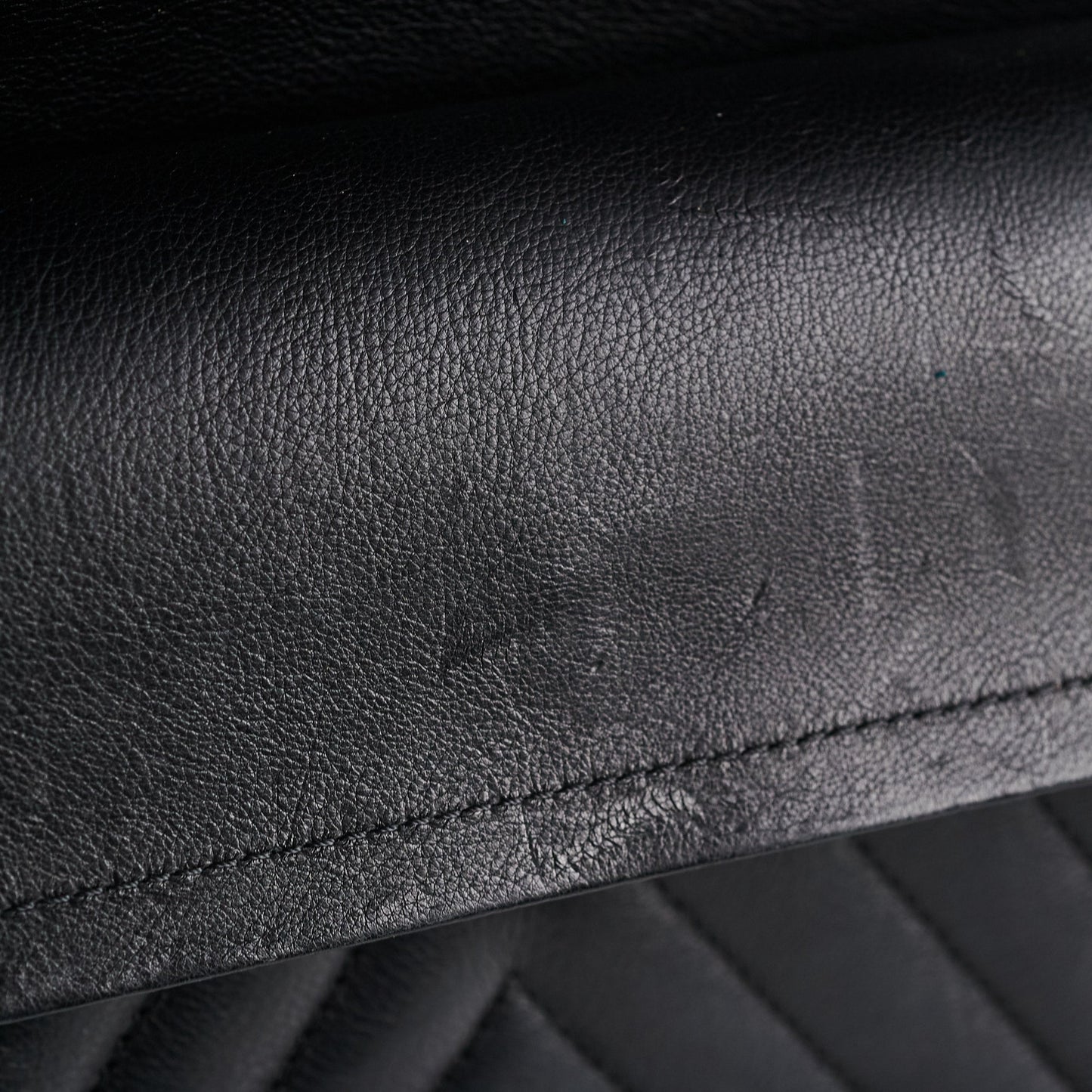 Chanel Reissue Large 226 Chevron Calfskin