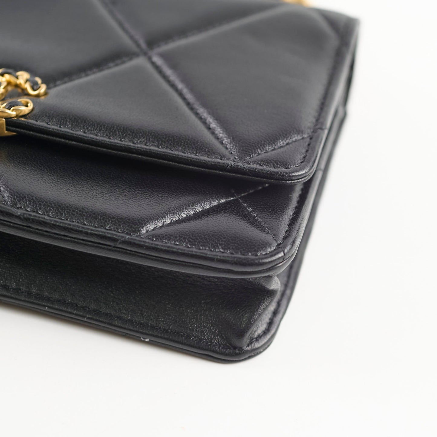 Chanel 19 Wallet On Chain WOC Lambskin Black