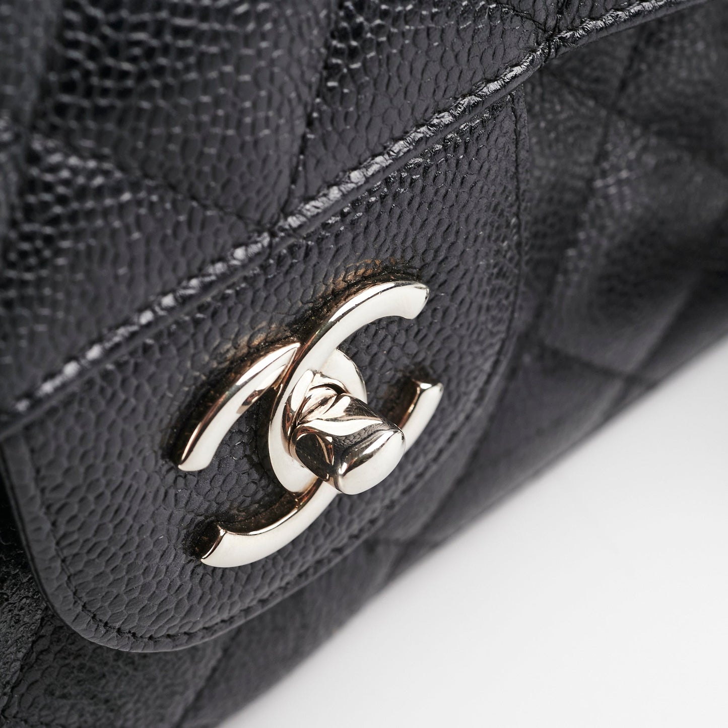 Chanel Jumbo Classic Double Flap Caviar Black