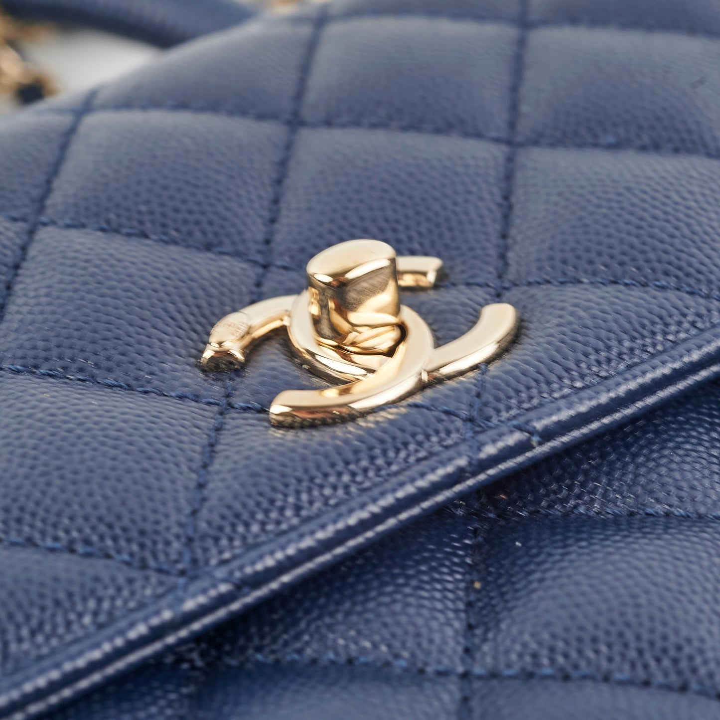 Chanel Coco Handle Small Caviar Navy - Microchipped