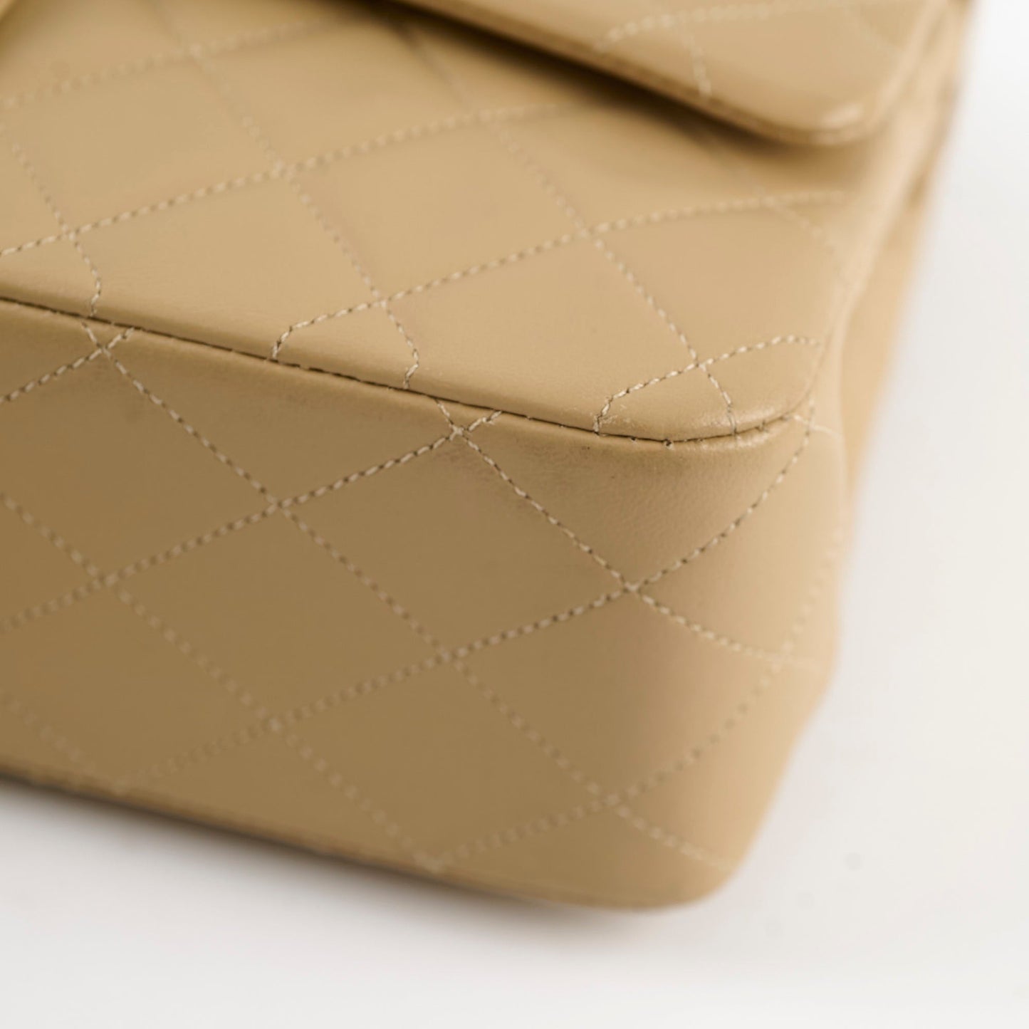 Chanel  Classic Flap Medium/Large M/L Beige - Series 3