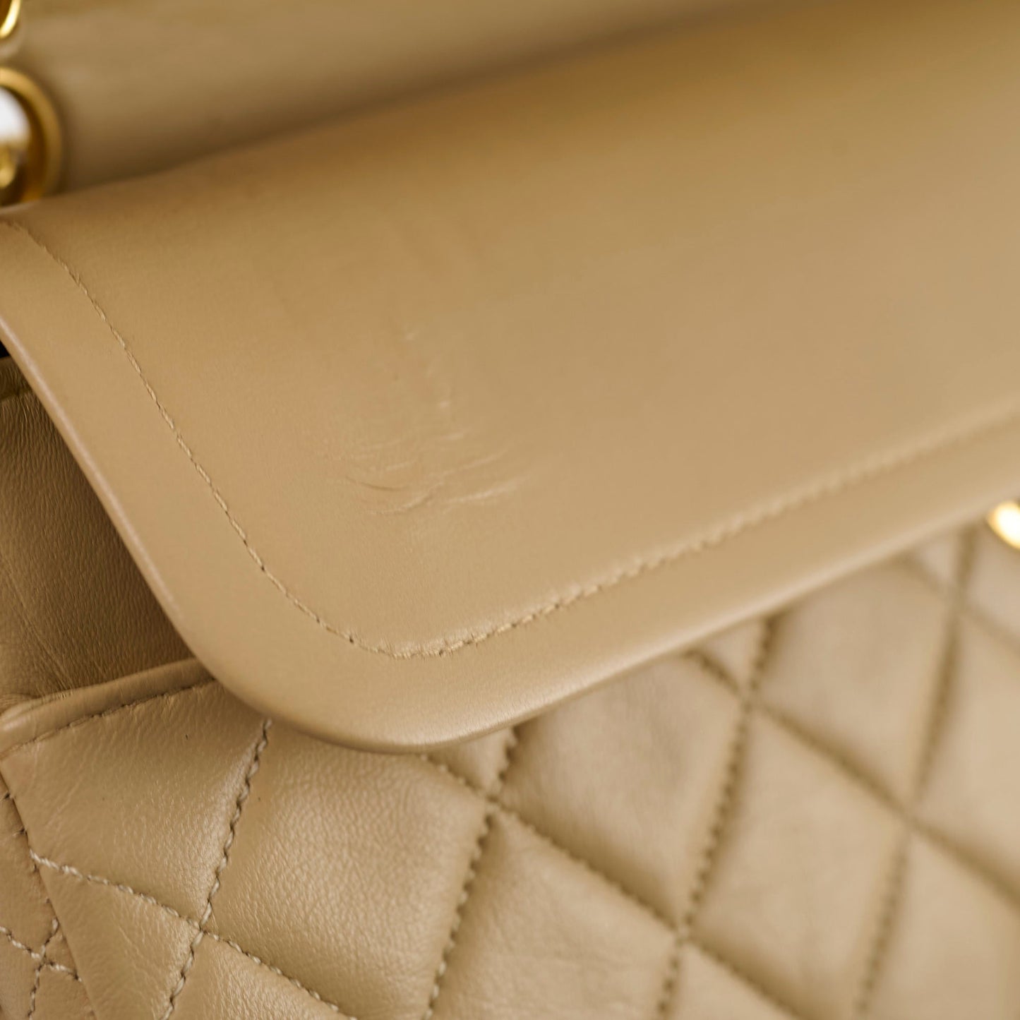 Chanel  Classic Flap Medium/Large M/L Beige - Series 3