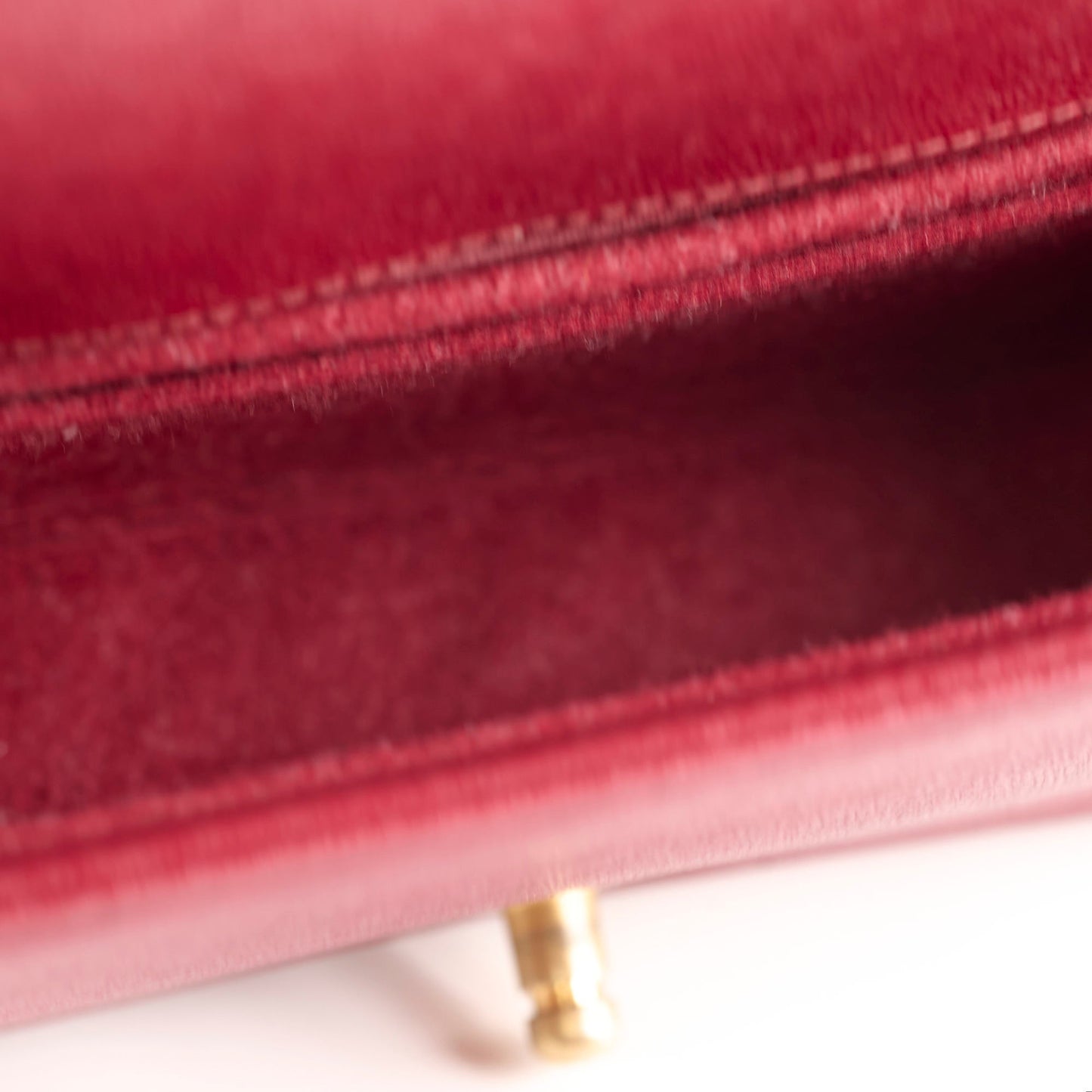 Chanel Old Medium Boy Red Chevron Caviar - Series 26