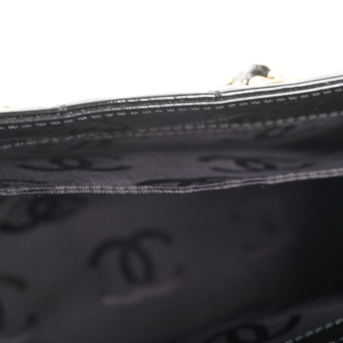 Chanel Chocolate Bar Chain Shoulder Bag Black