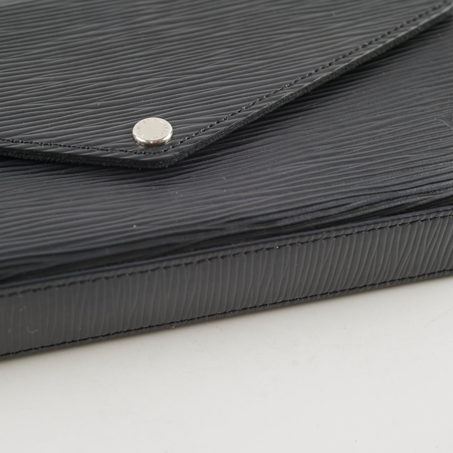Louis Vuitton Pochette Felicie Black Epi Crossbody Bag