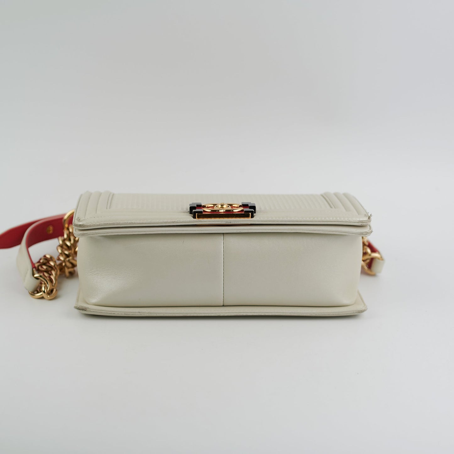 Chanel Old Medium Cube Embossed Boy White