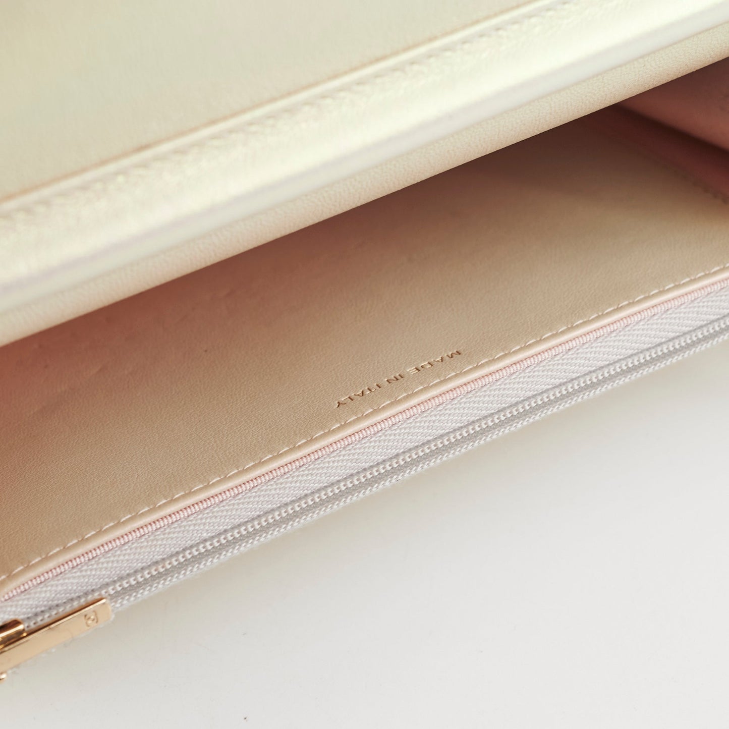 Chanel Iridescent Pearl Wallet On Chain WOC