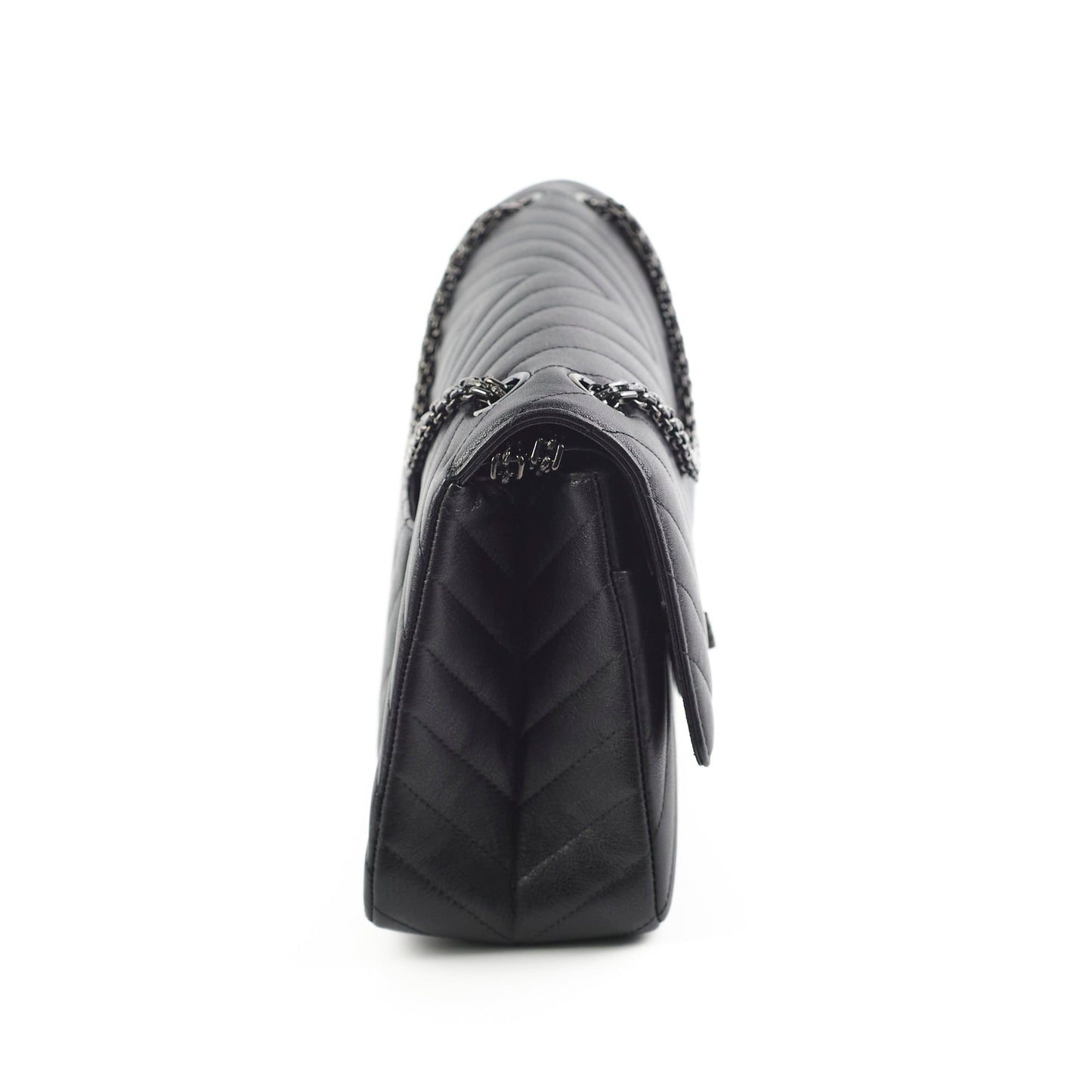 Chanel Reissue 226 So Black