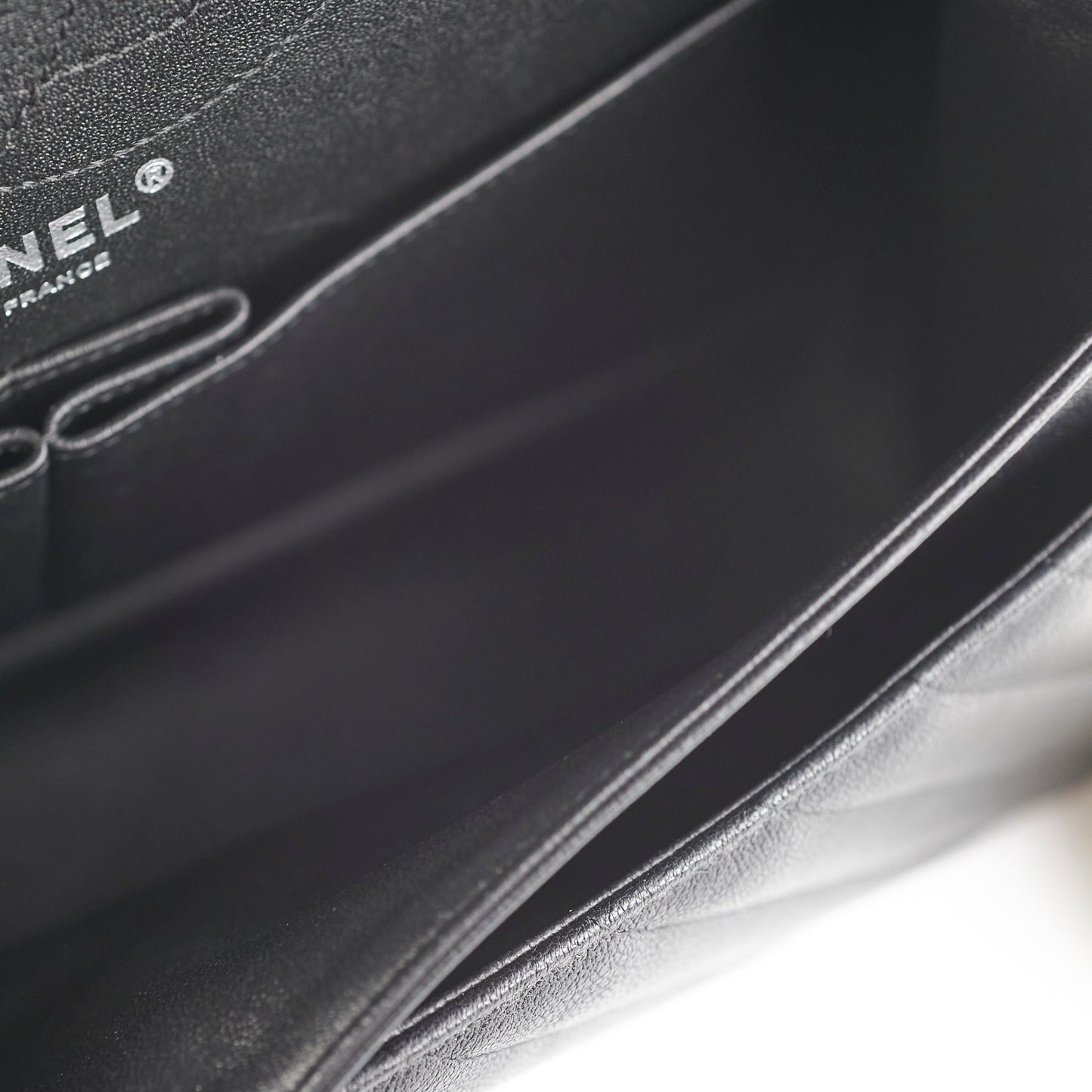 Chanel Reissue 226 So Black