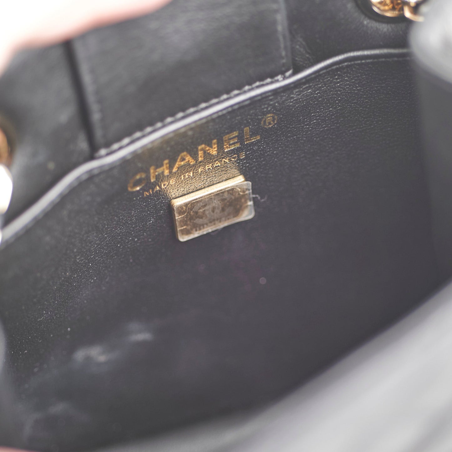 Chanel 22S Mini Bucket Bag Caviar Black Microchip 2023