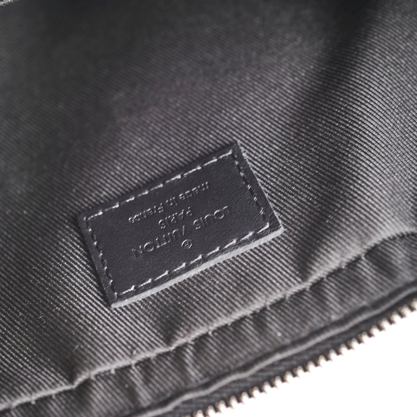 Louis Vuitton Crossbody Mongoram Eclipse