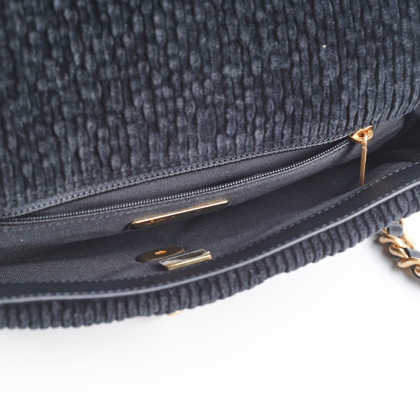 Chanel Corduroy Small 19 Black