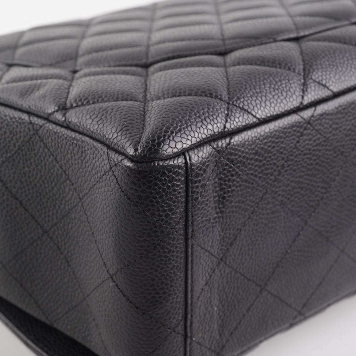 Chanel  Maxi single Flap Quilted Caviar Black