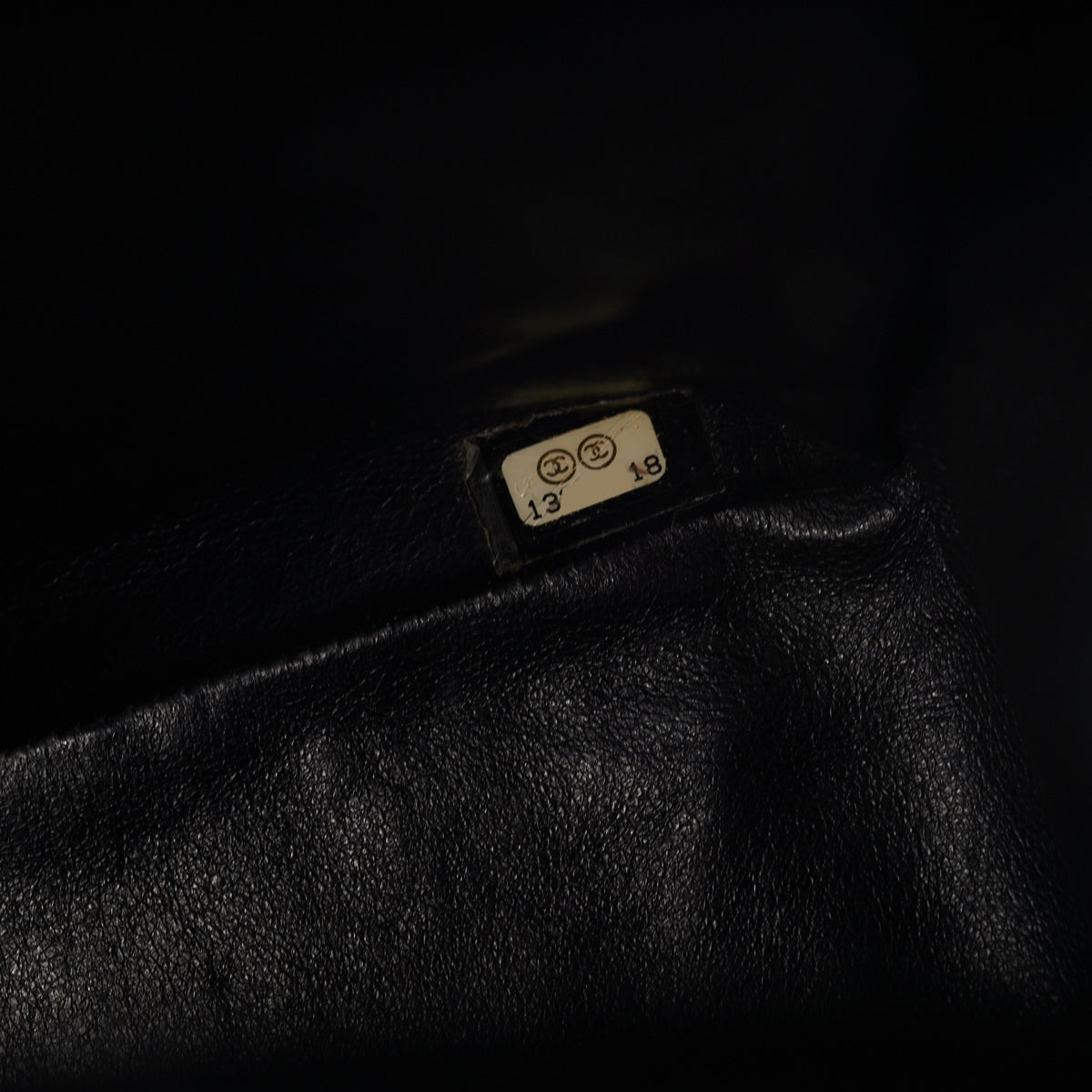 Chanel  Maxi single Flap Quilted Caviar Black