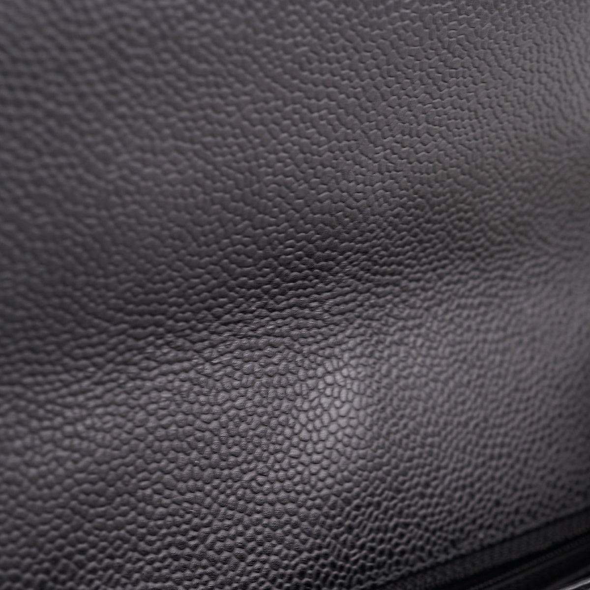 Chanel  Maxi single Flap Quilted Caviar Black