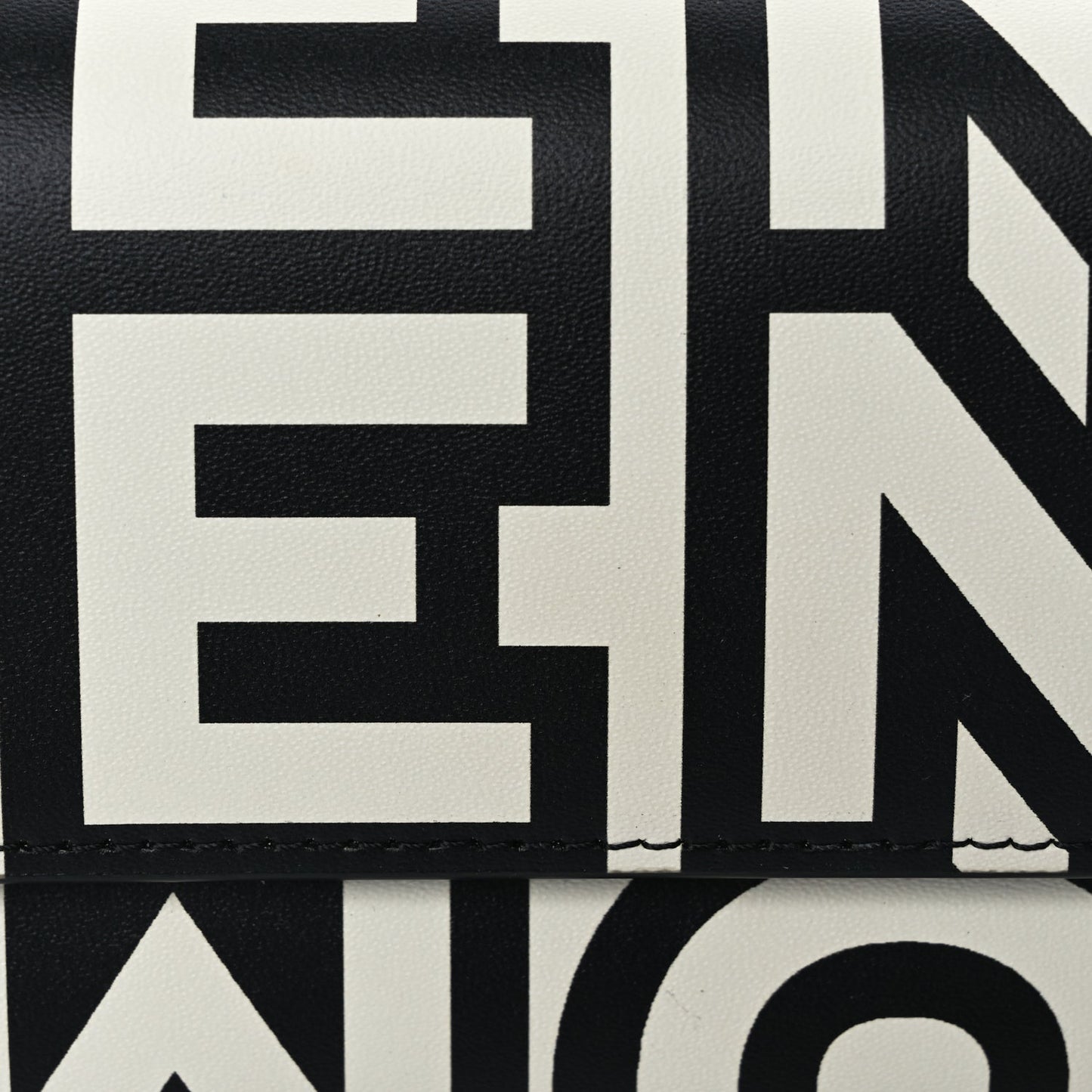 Fendi X MARC JACOBS Nappa Vitello King Logo Print Continental Wallet On Chain White Black