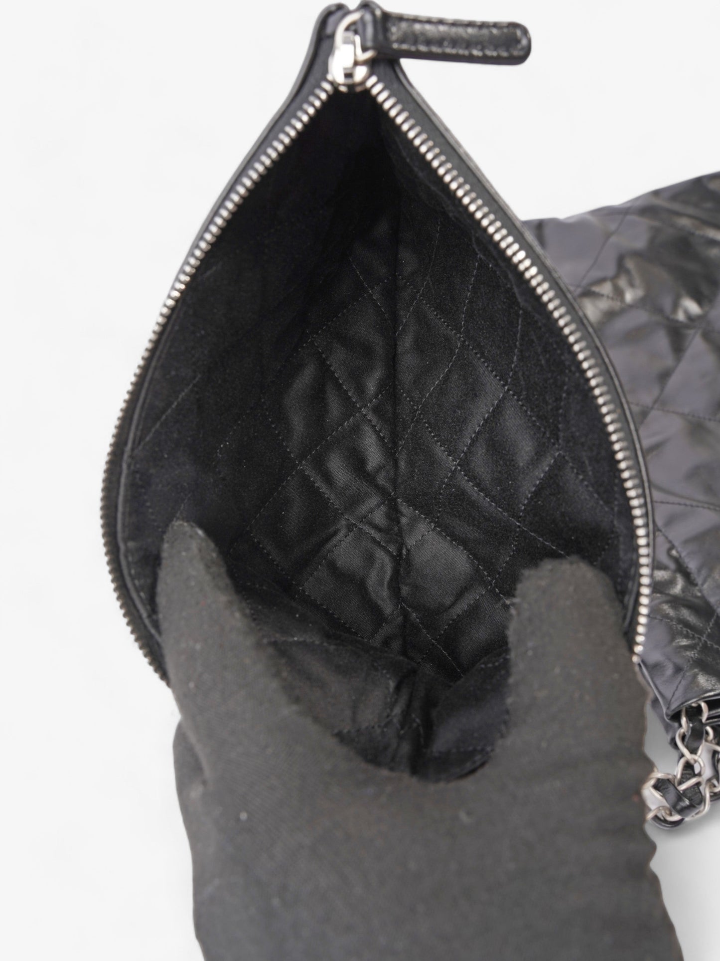 Chanel Chanel 22 Black Calfskin Leather Small