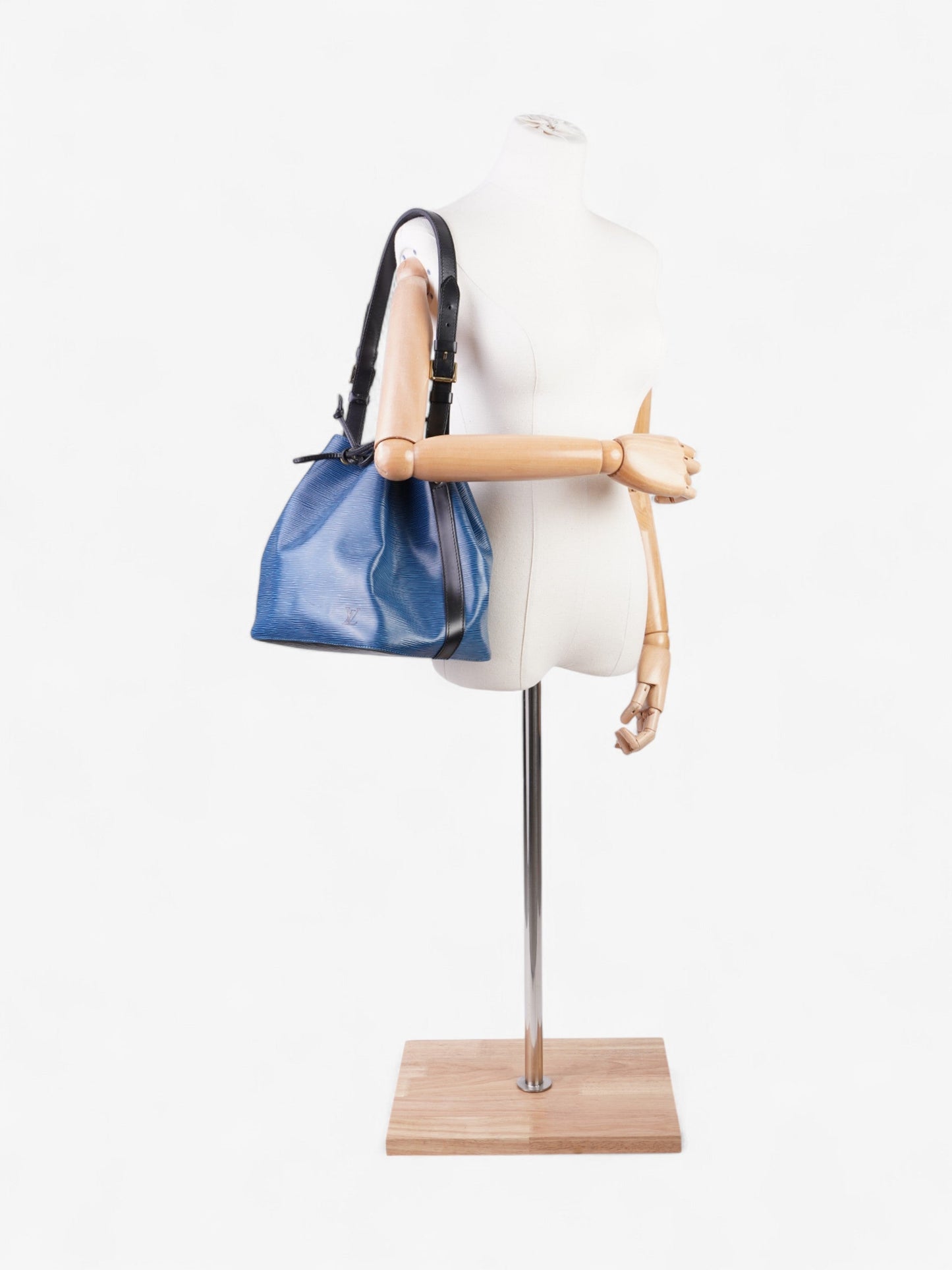 Louis Vuitton Noè  Blue / Black Epi Leather