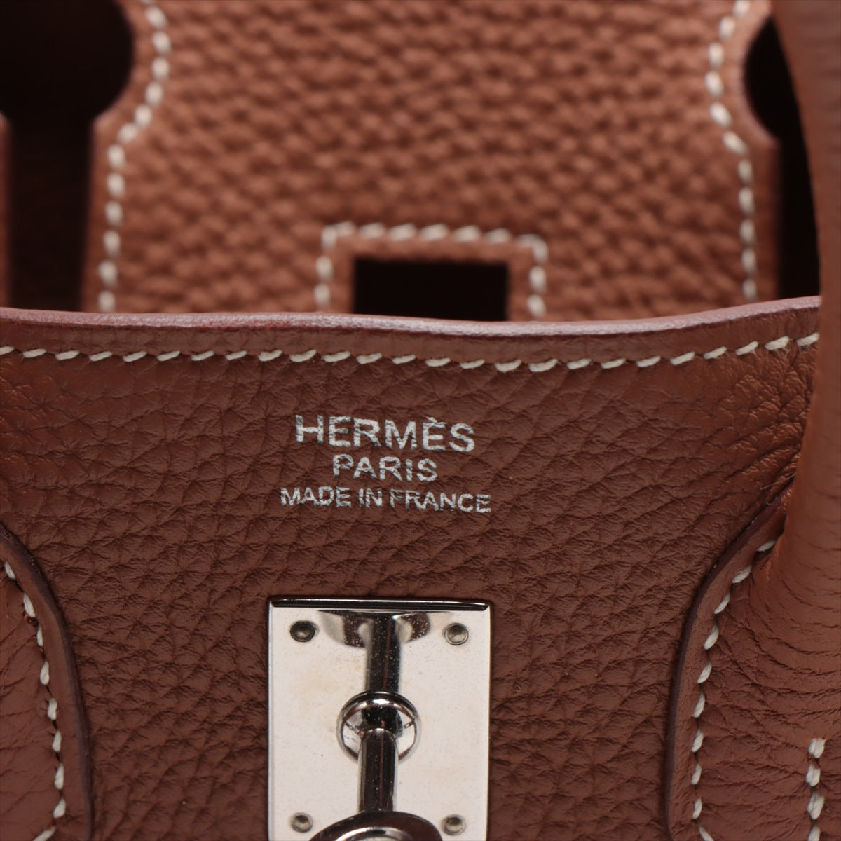 ITEM 33 - Hermes Birkin 25 Togo Gold - R Square
