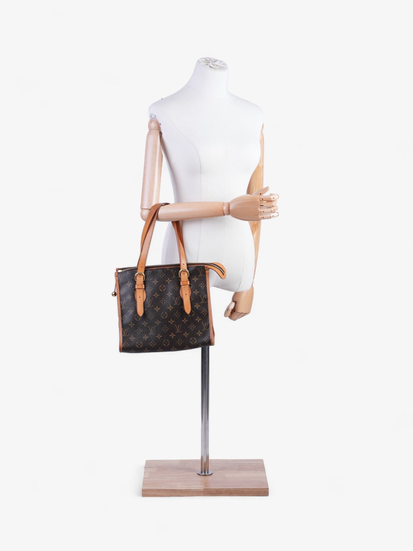 Louis Vuitton Popincourt  Monogram N/A