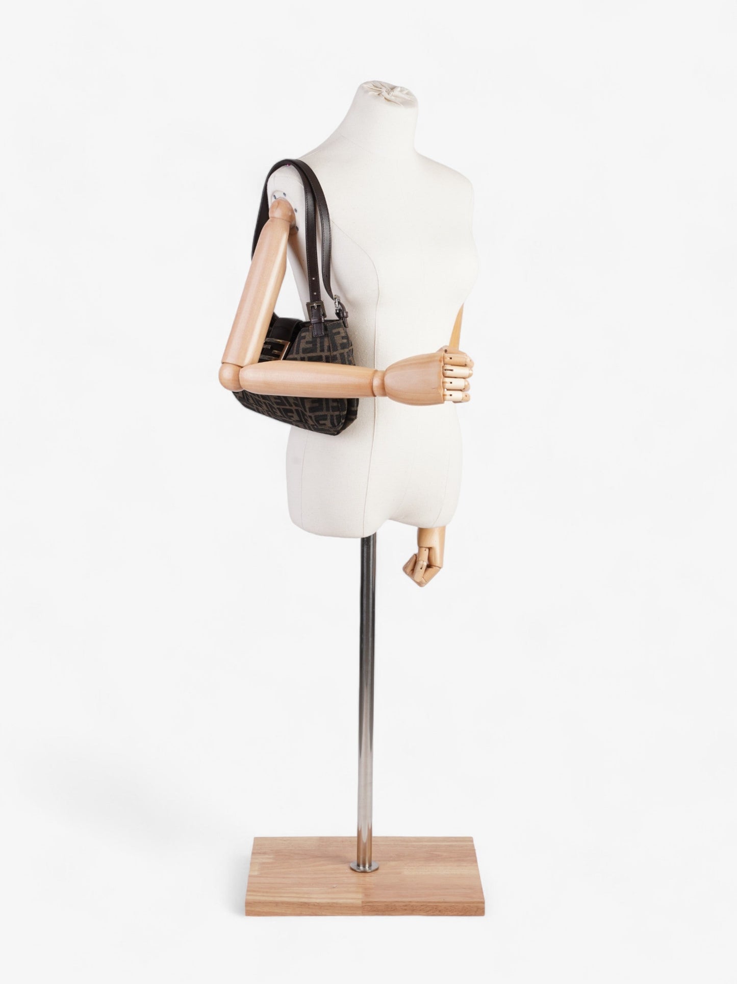Fendi Mamma Baguette Shoulder Bag - Ewore Bags