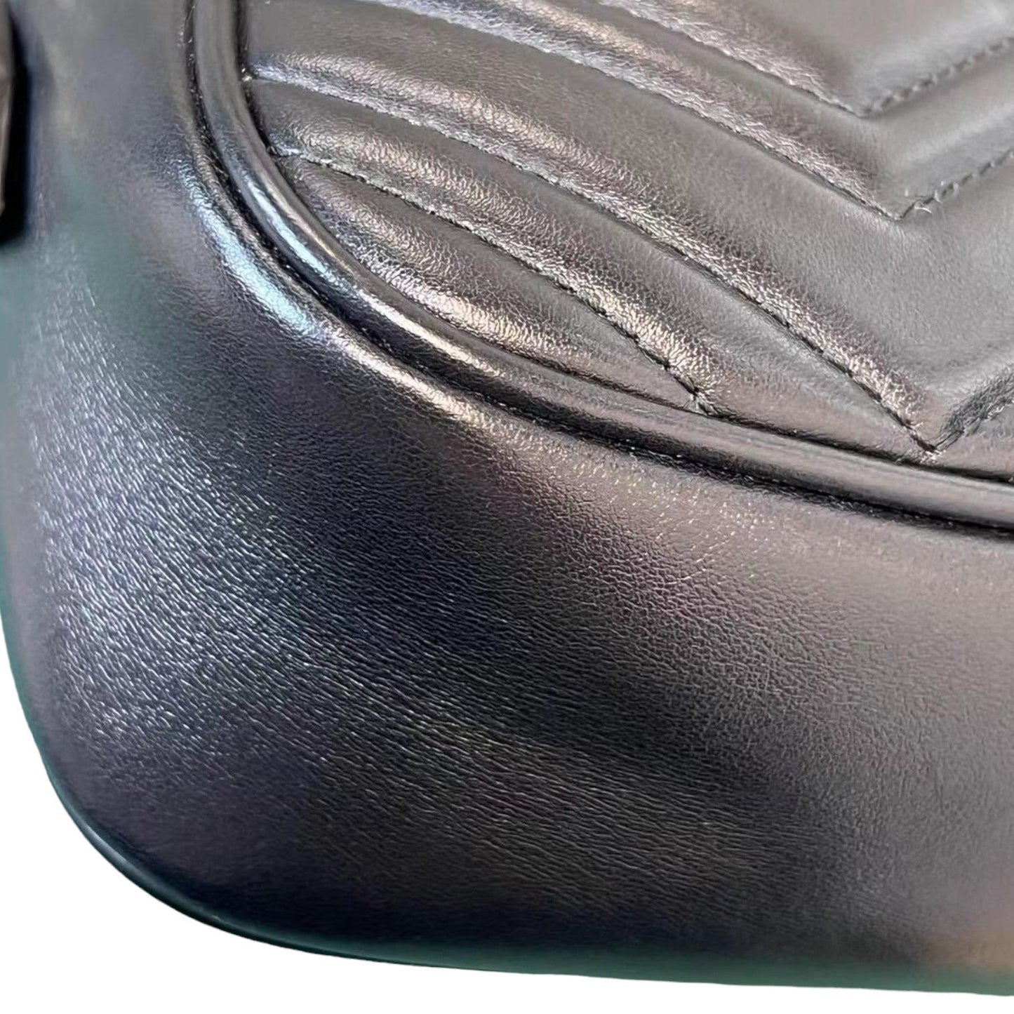 Gucci Chain Leather Crossbody