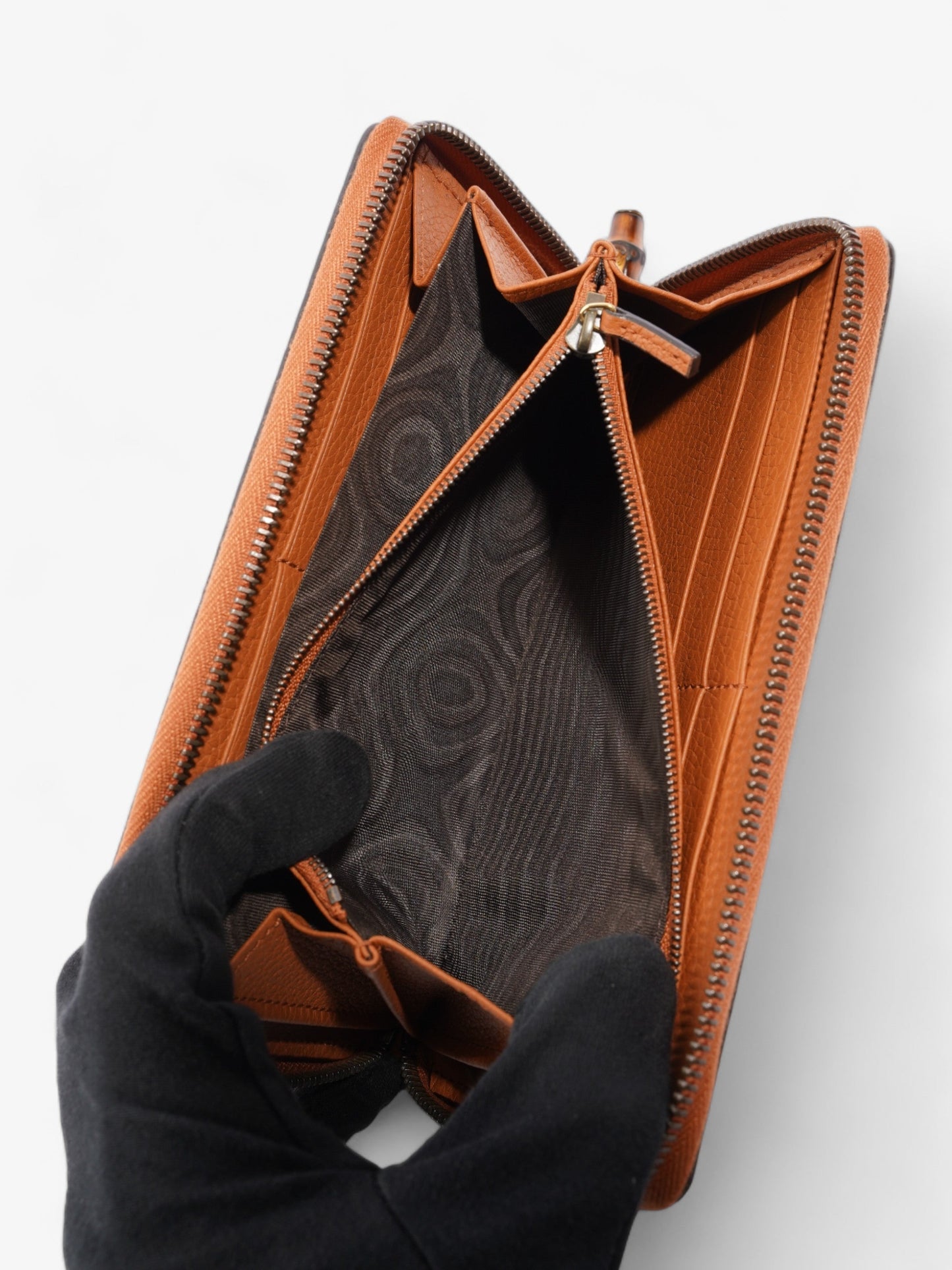 Gucci Zip Around Wallet With Bamboo Brown Leather