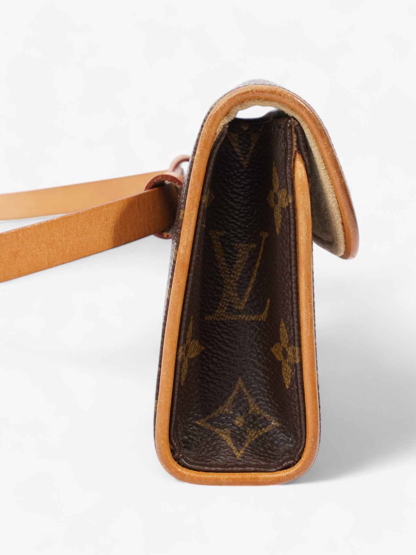 Louis Vuitton Pochette Florentine Monogram Canvas