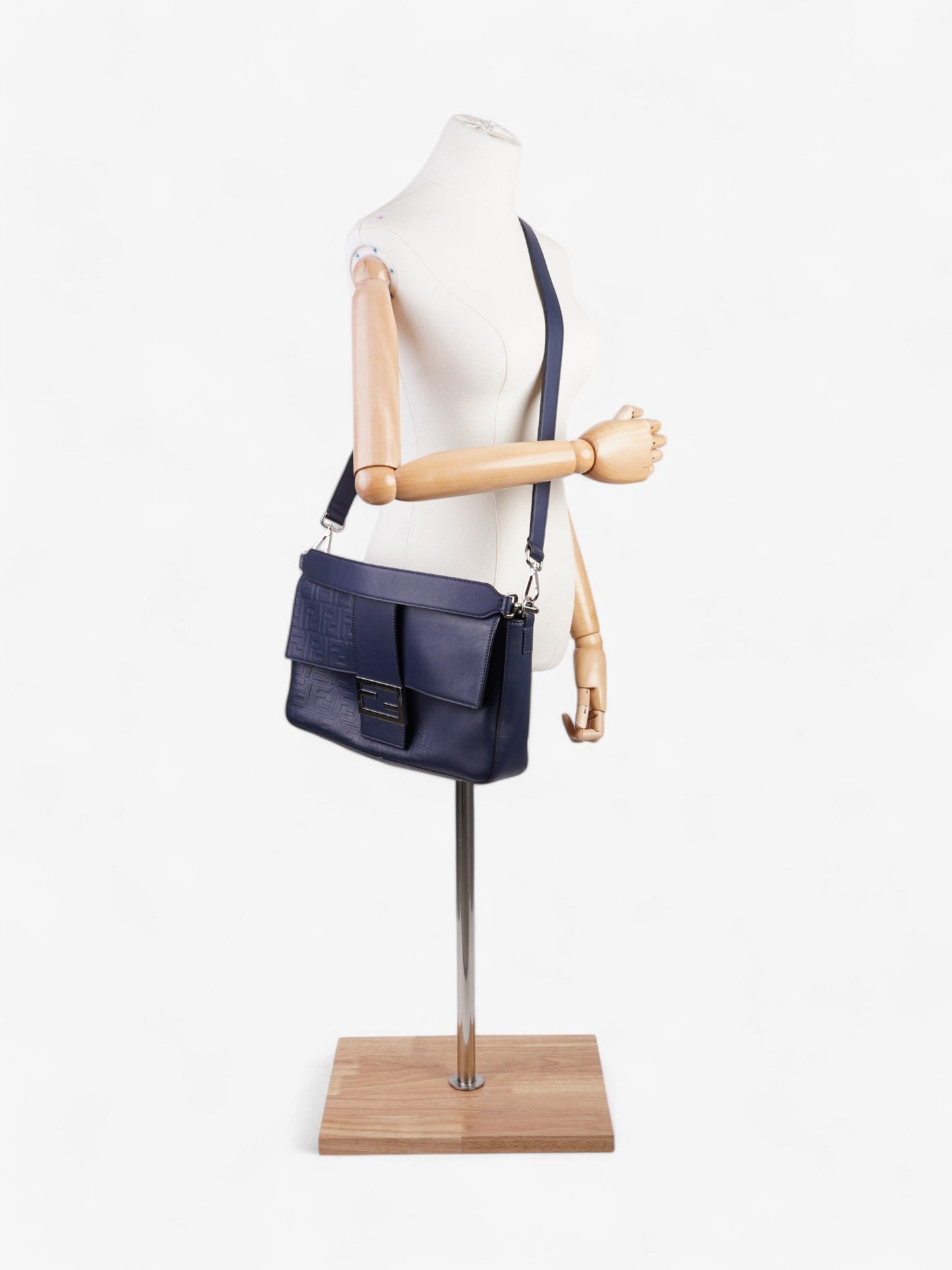 Fendi Baguette Shoulder Bag - Ewore Bags